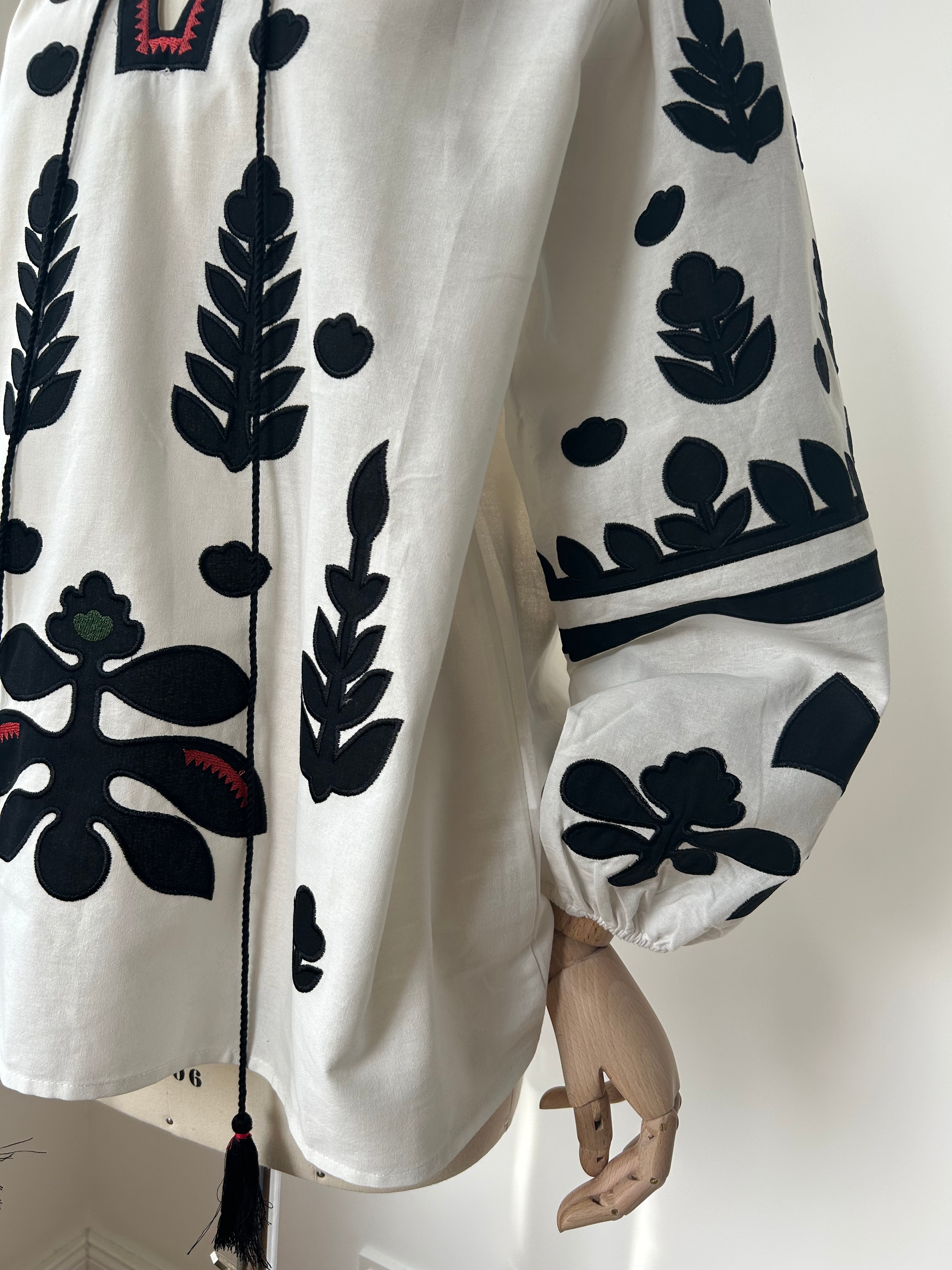 Tunika mit Stickerei - weiss