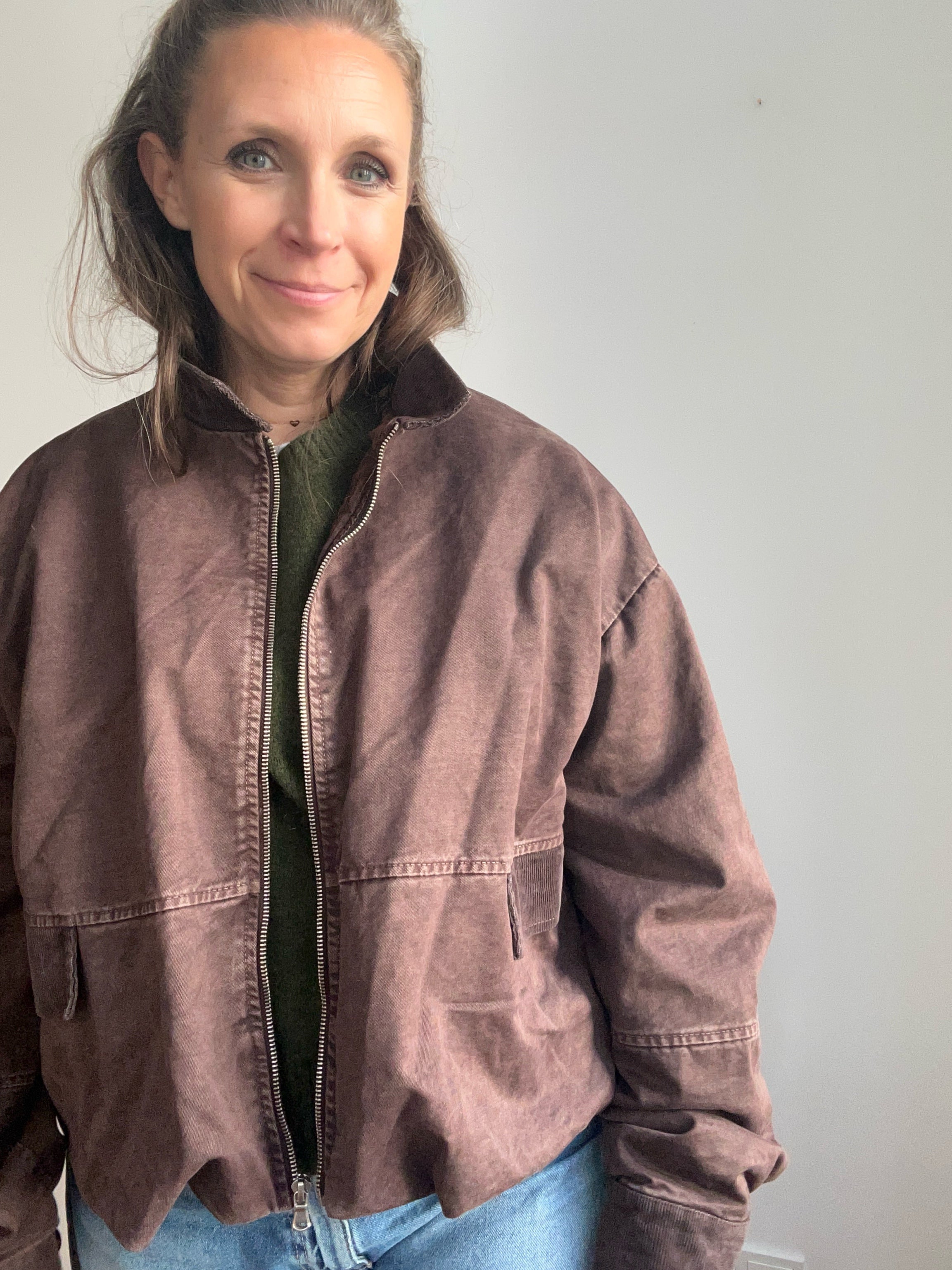 Herbstjacke mit Volumen im Barn Style - dunkelbraun