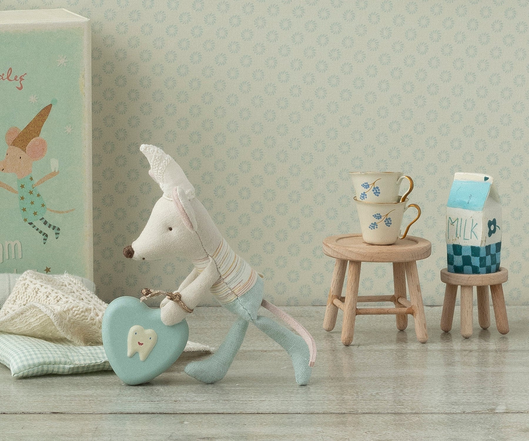 Tisch-und Hocker Set Maus