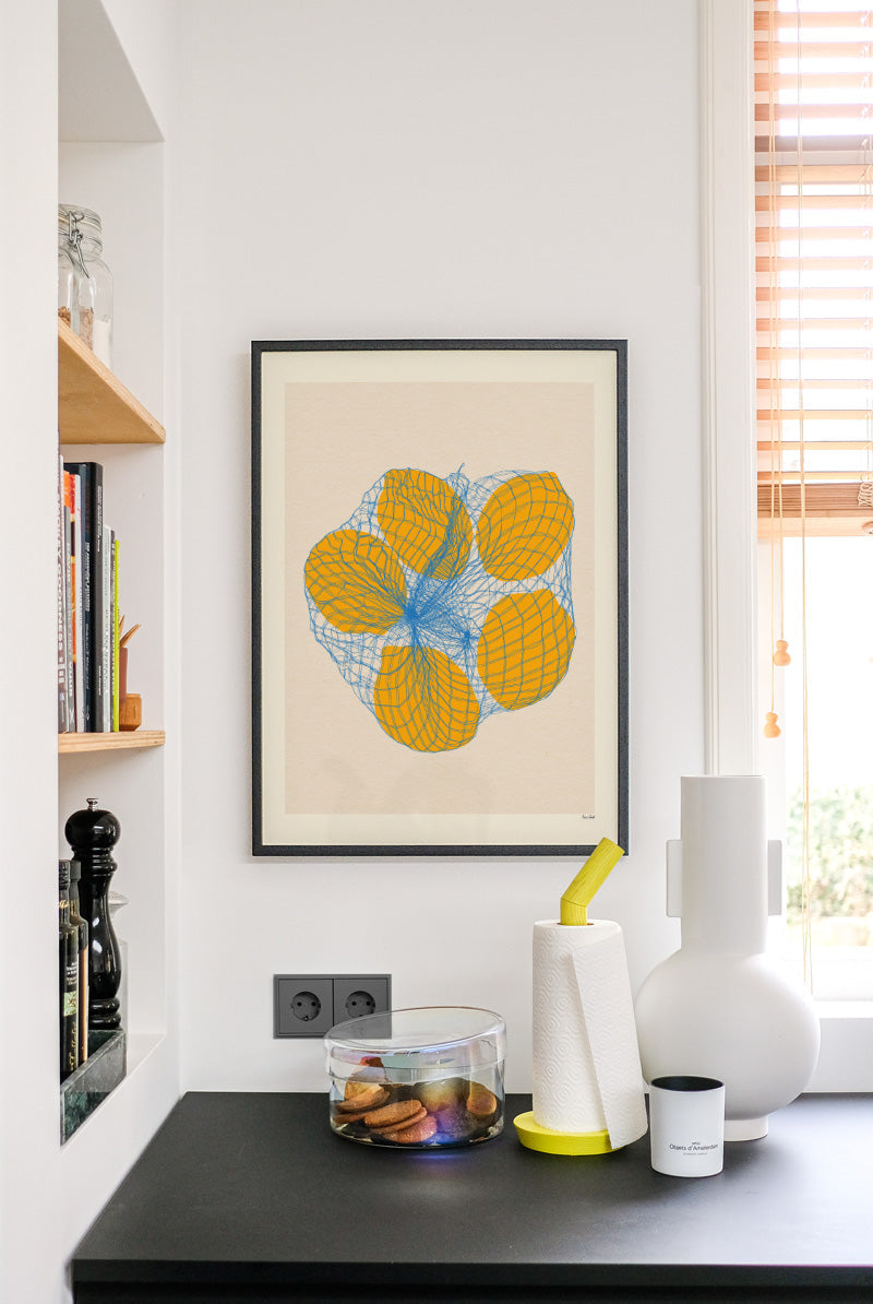 Druck - Five lemons in a net bag