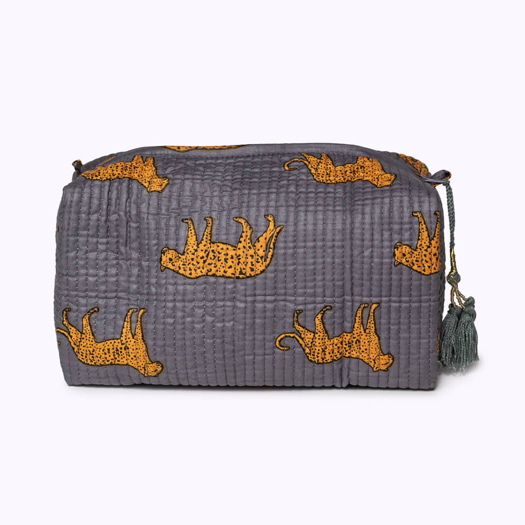 Kosmetiktasche "Grey Leopard"
