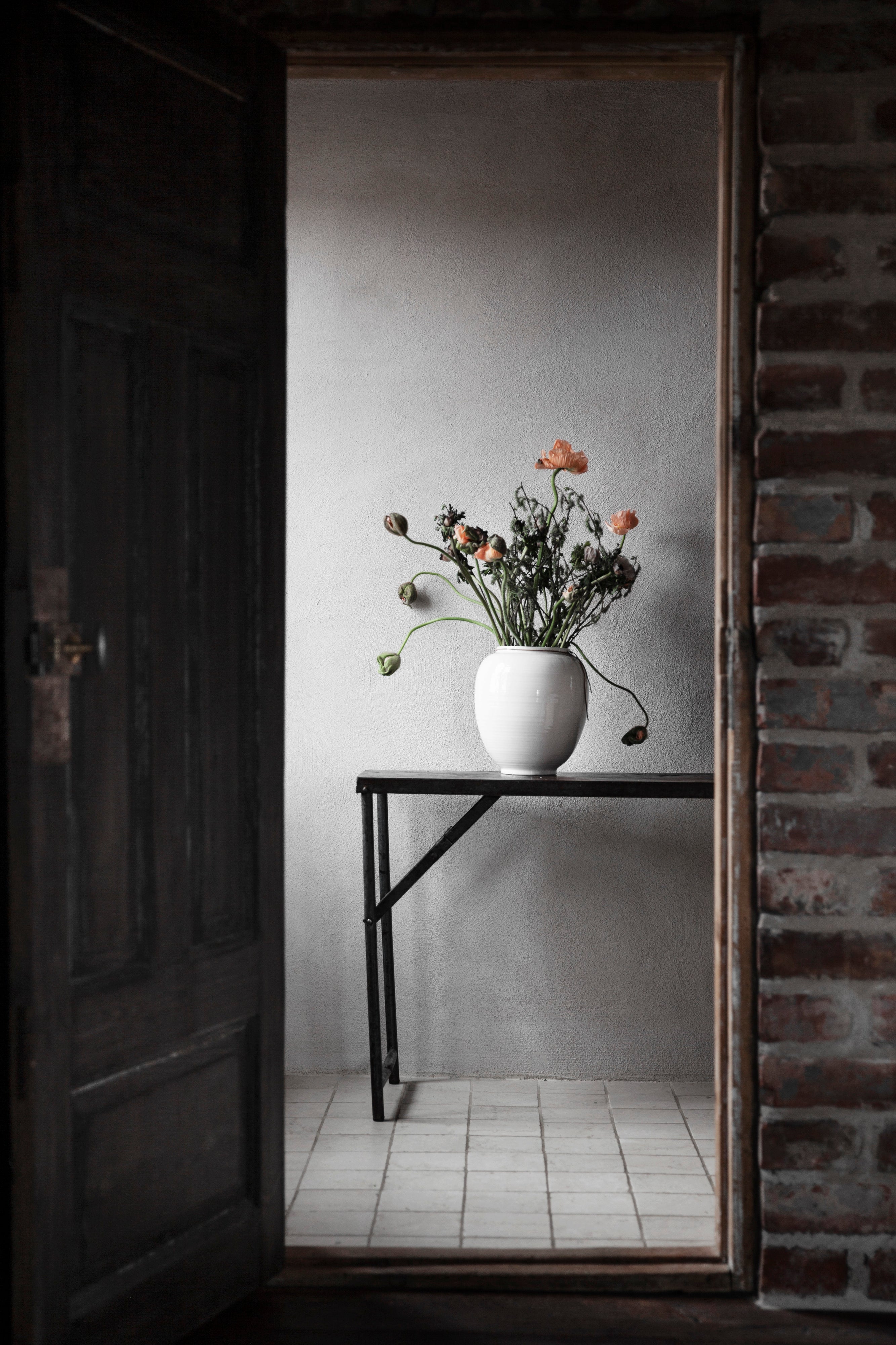 Vase aus Keramik - glänzend weiß 33 cm