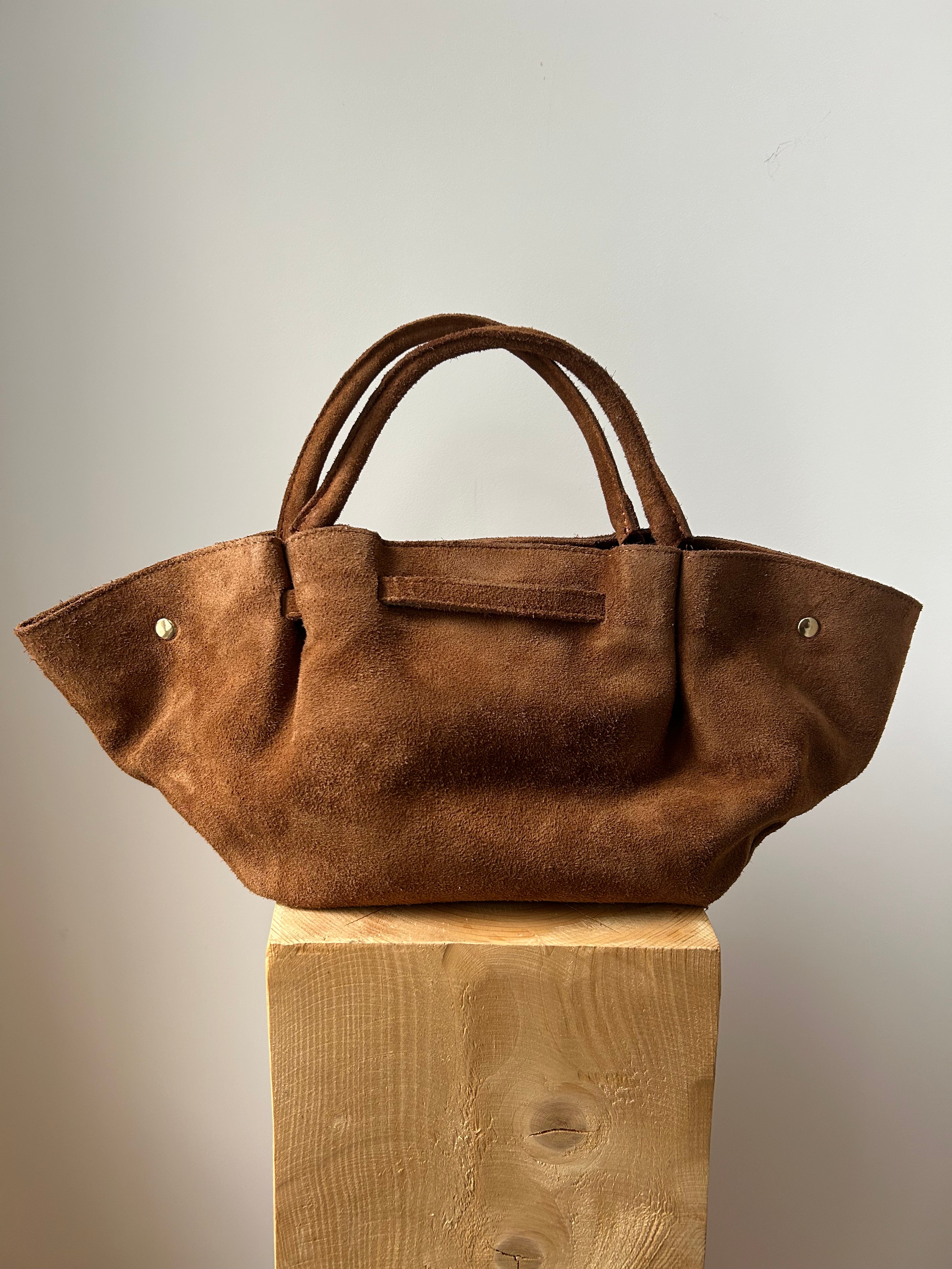 große Handtasche aus Wildleder - camel