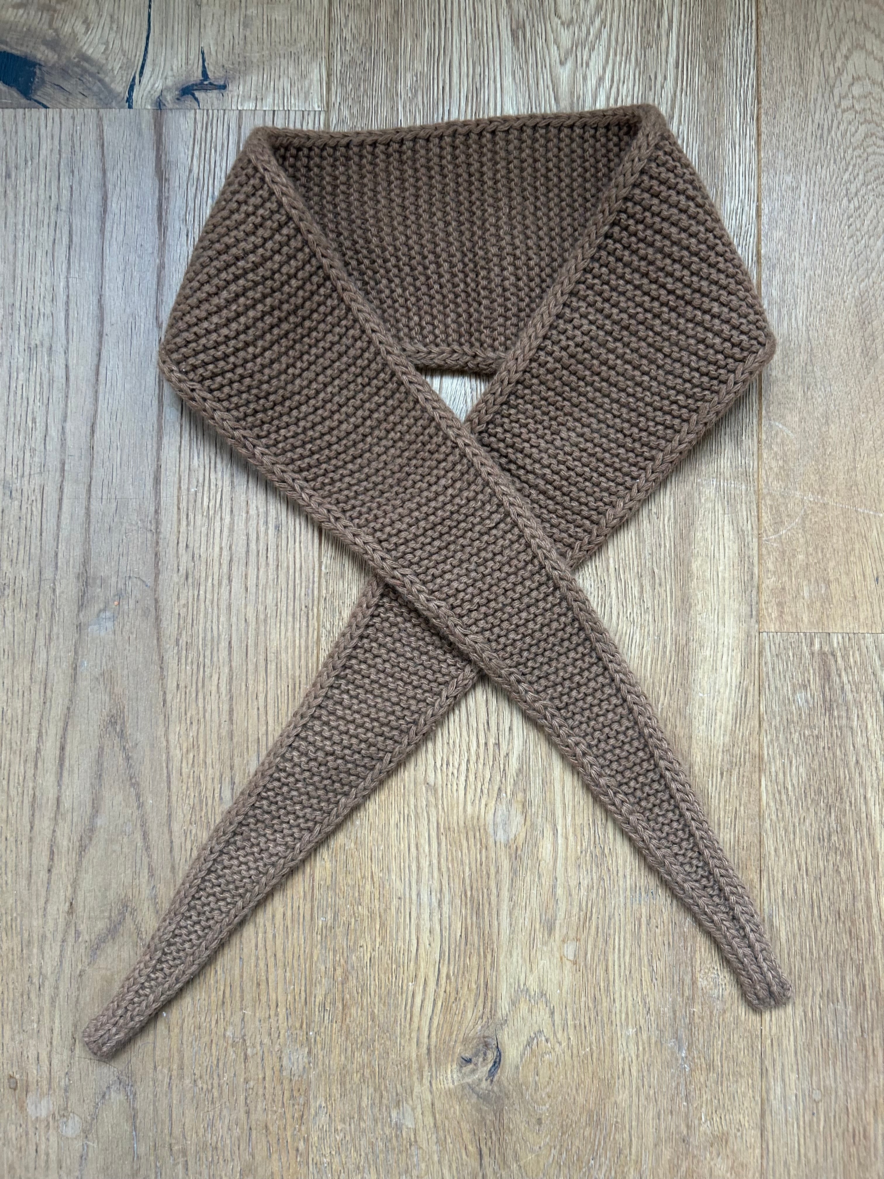 gestrickter Sophie-Schal - braun