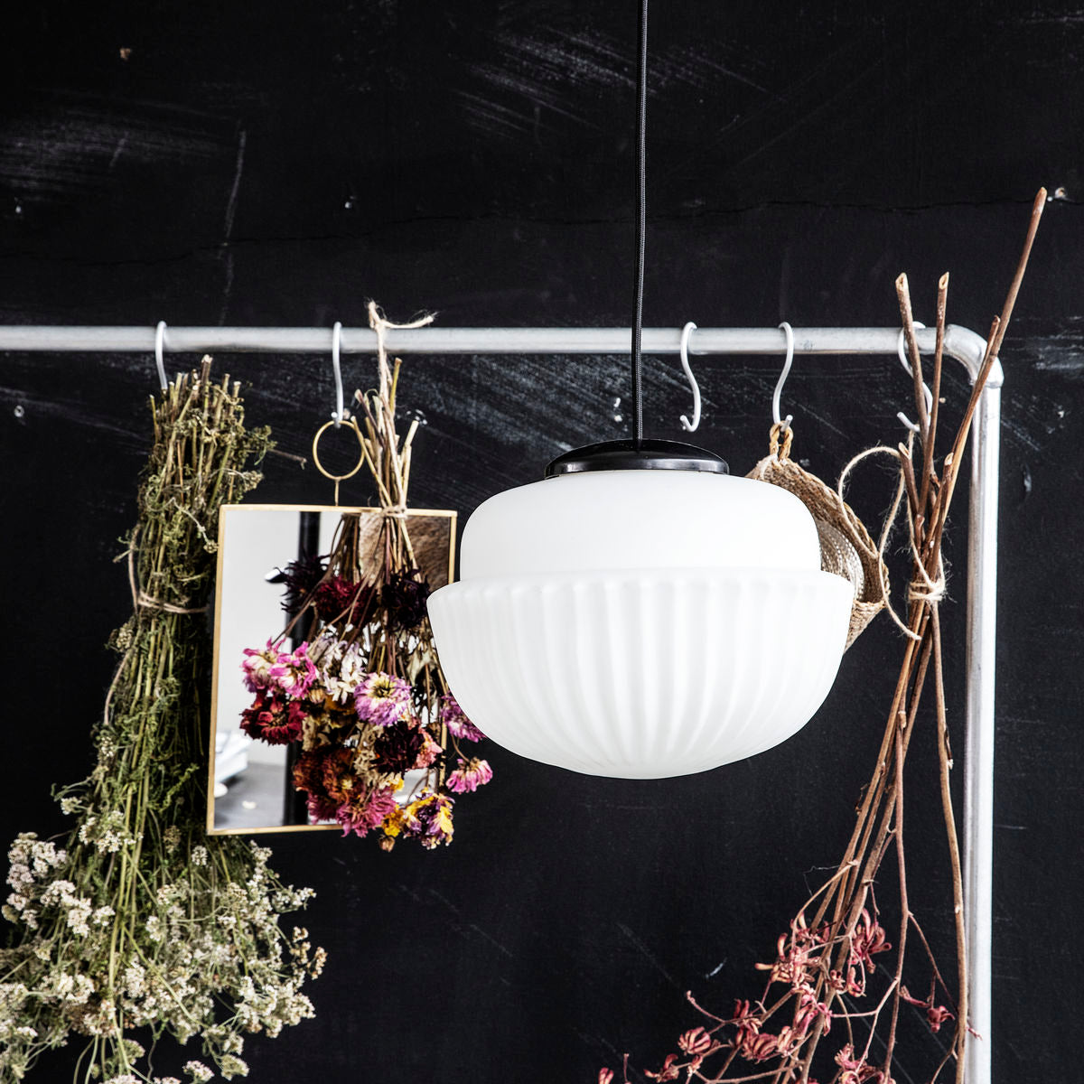 Lampe Acorn - weiß groß