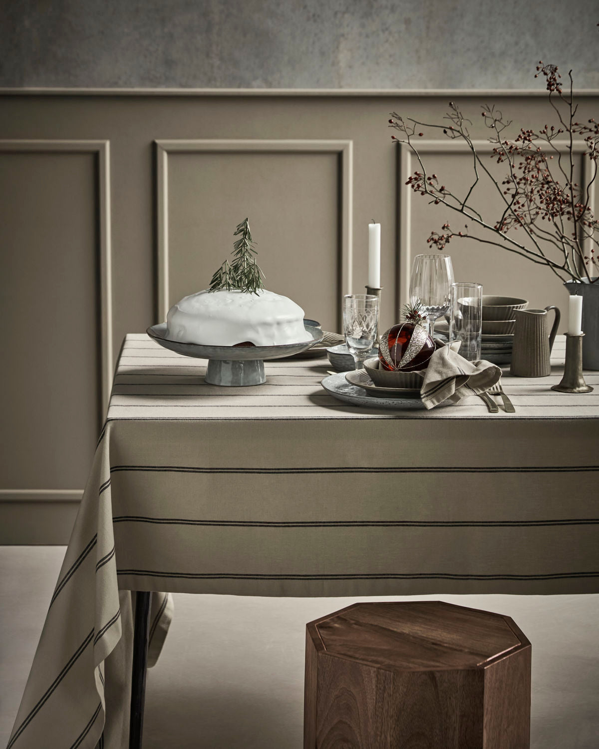 Tischdecke Stalgia - 240 cm