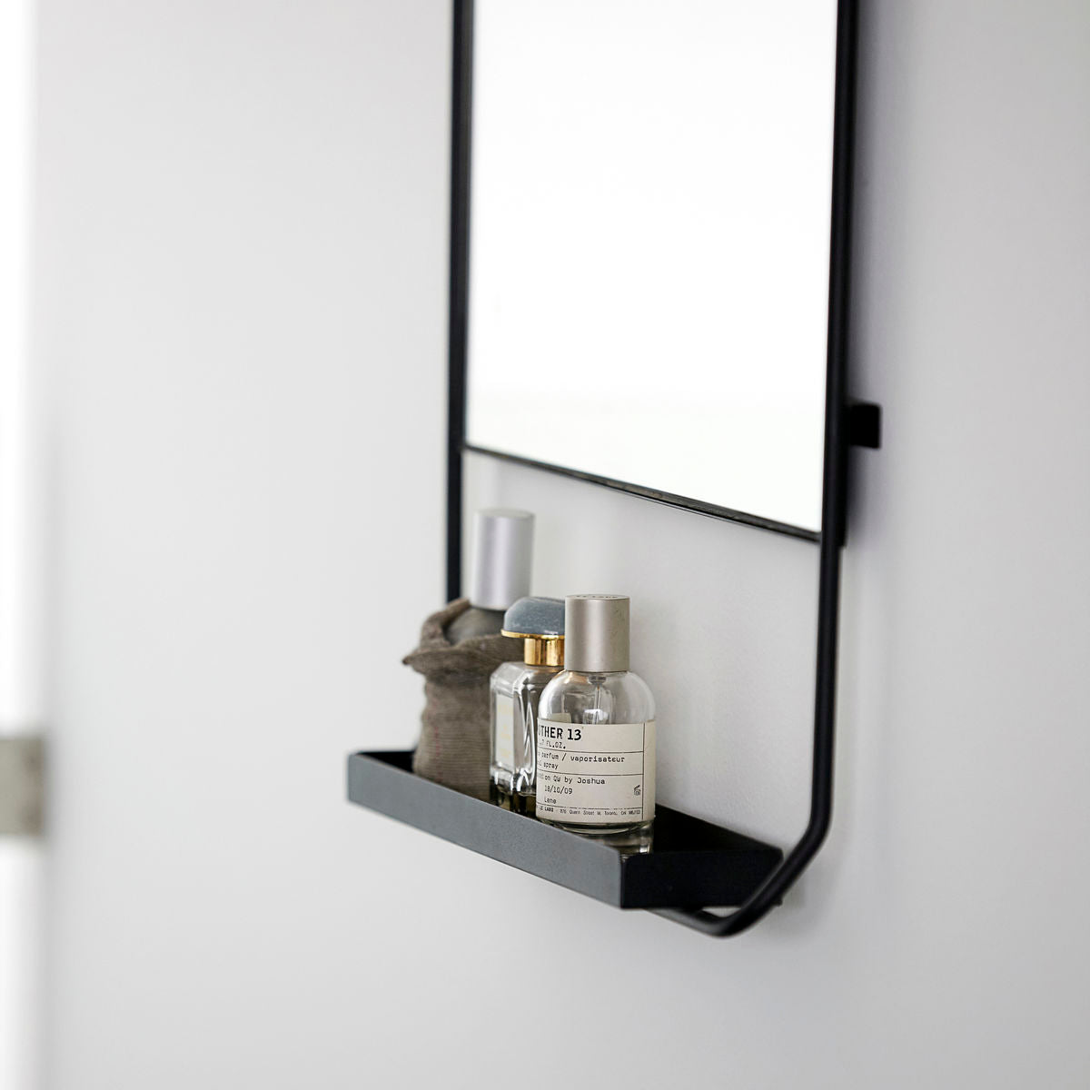 Spiegel mit Ablage Chic - schwarz 45 x 110 cm