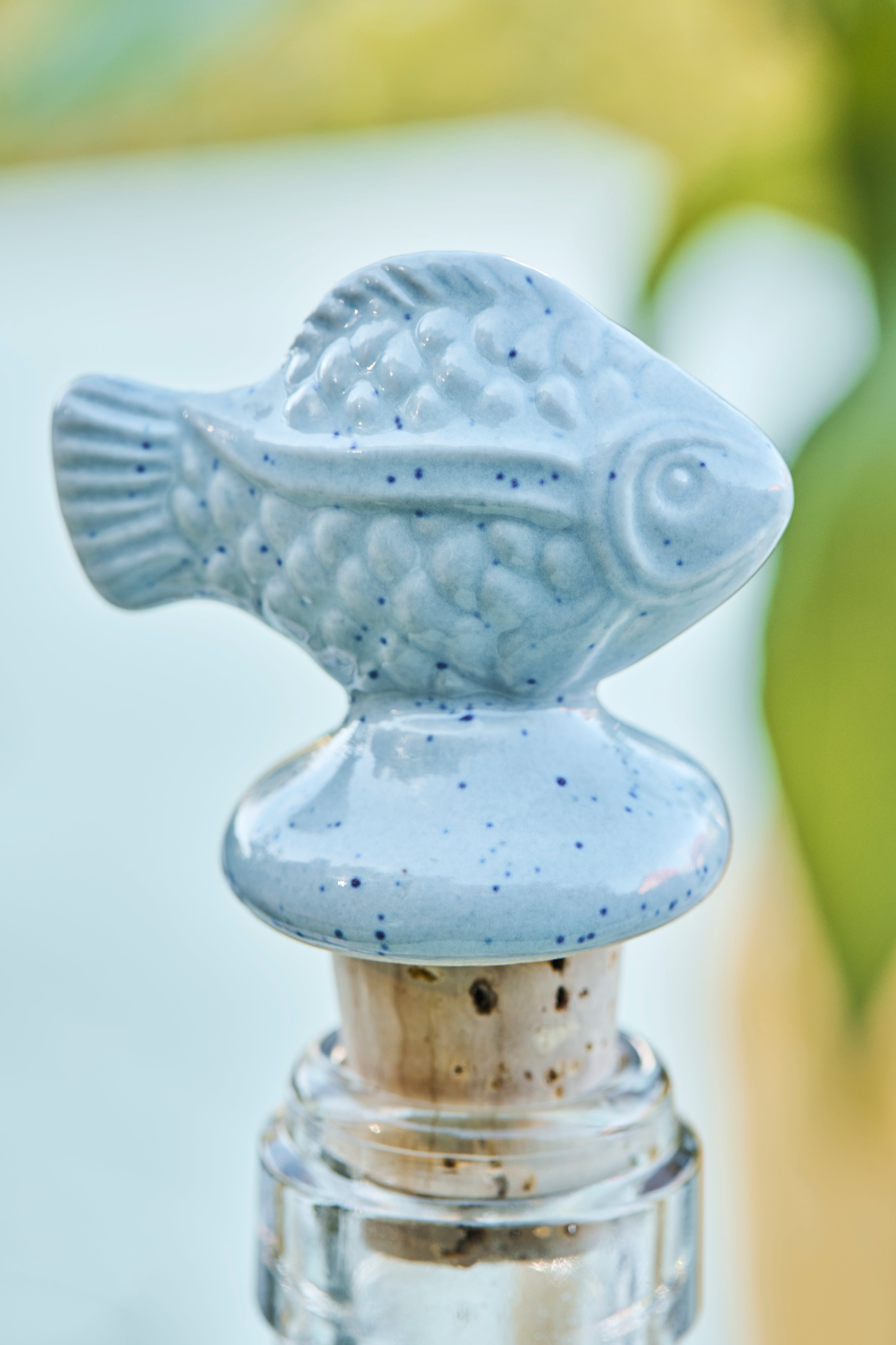 Flaschenstopfen mit Fisch