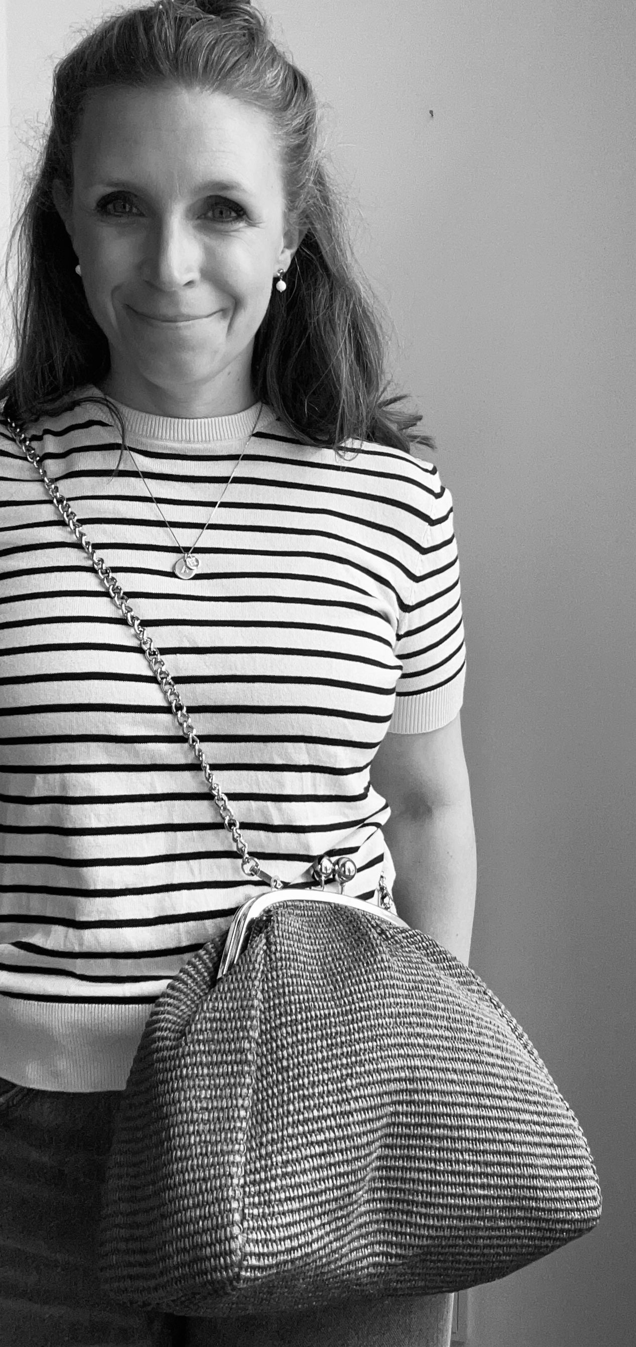 Große Clutch im Raffia-Stil - silber / hellblau