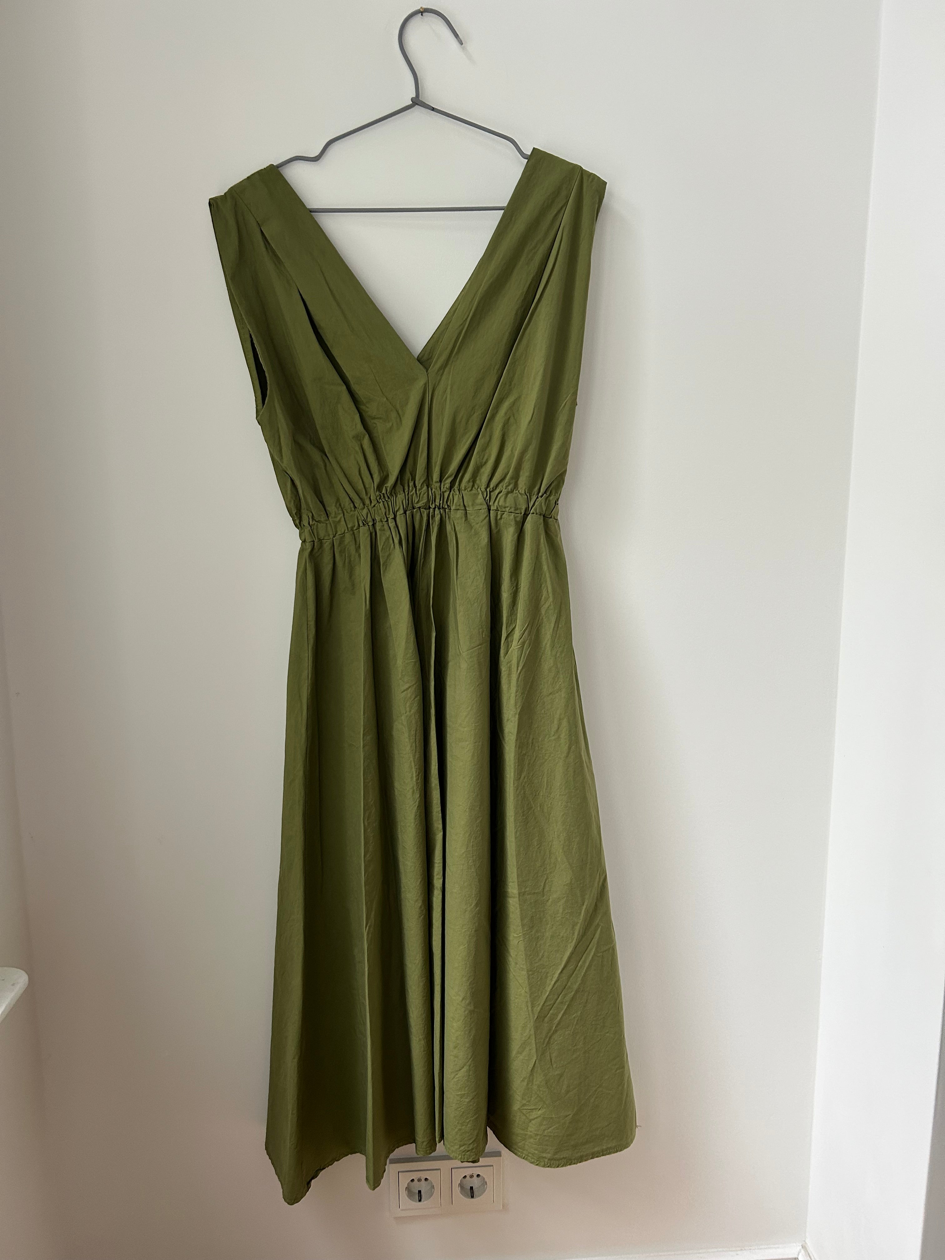 The Classic Dress - grün