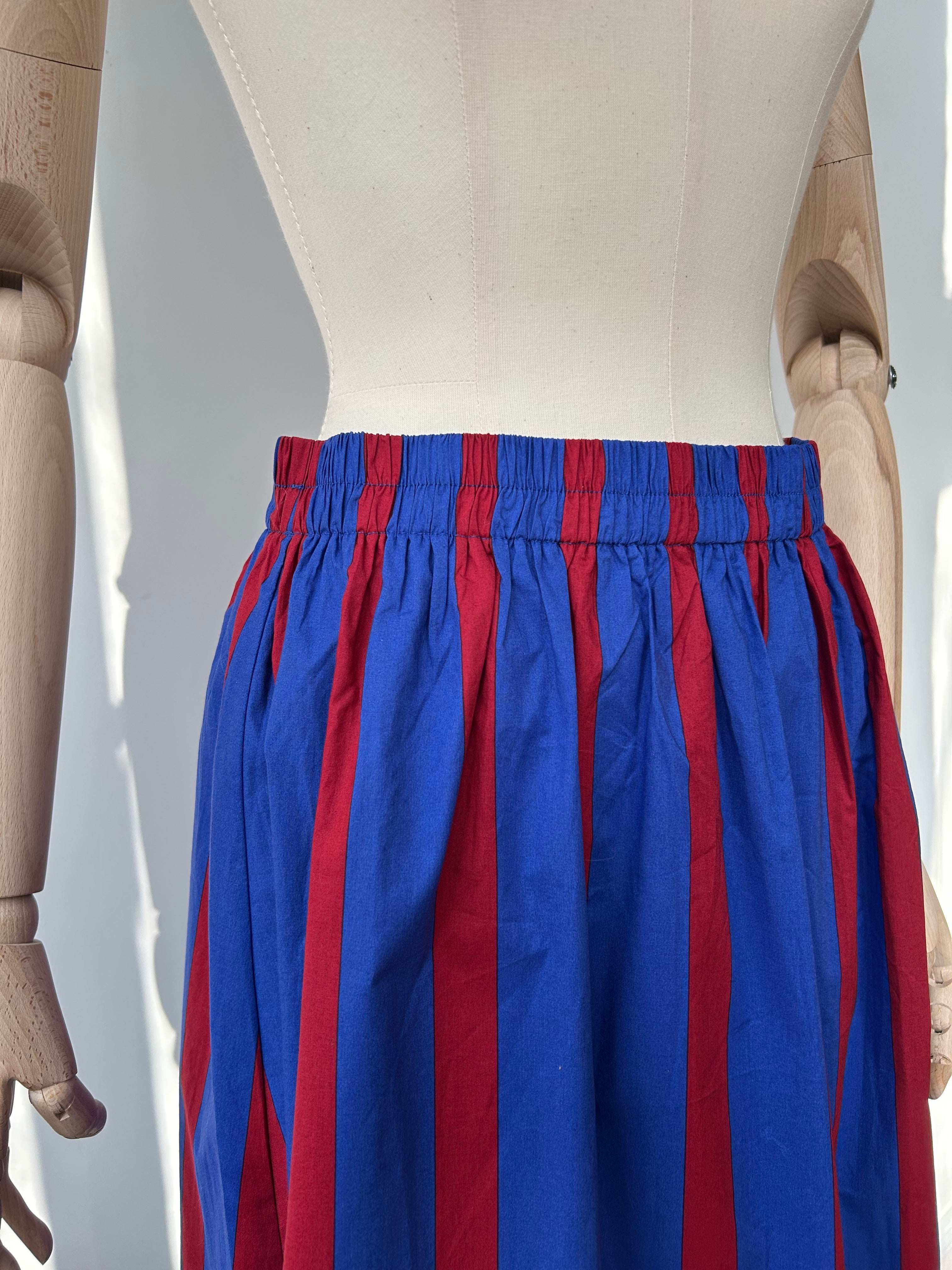 Rock mit Streifen - blau & rot