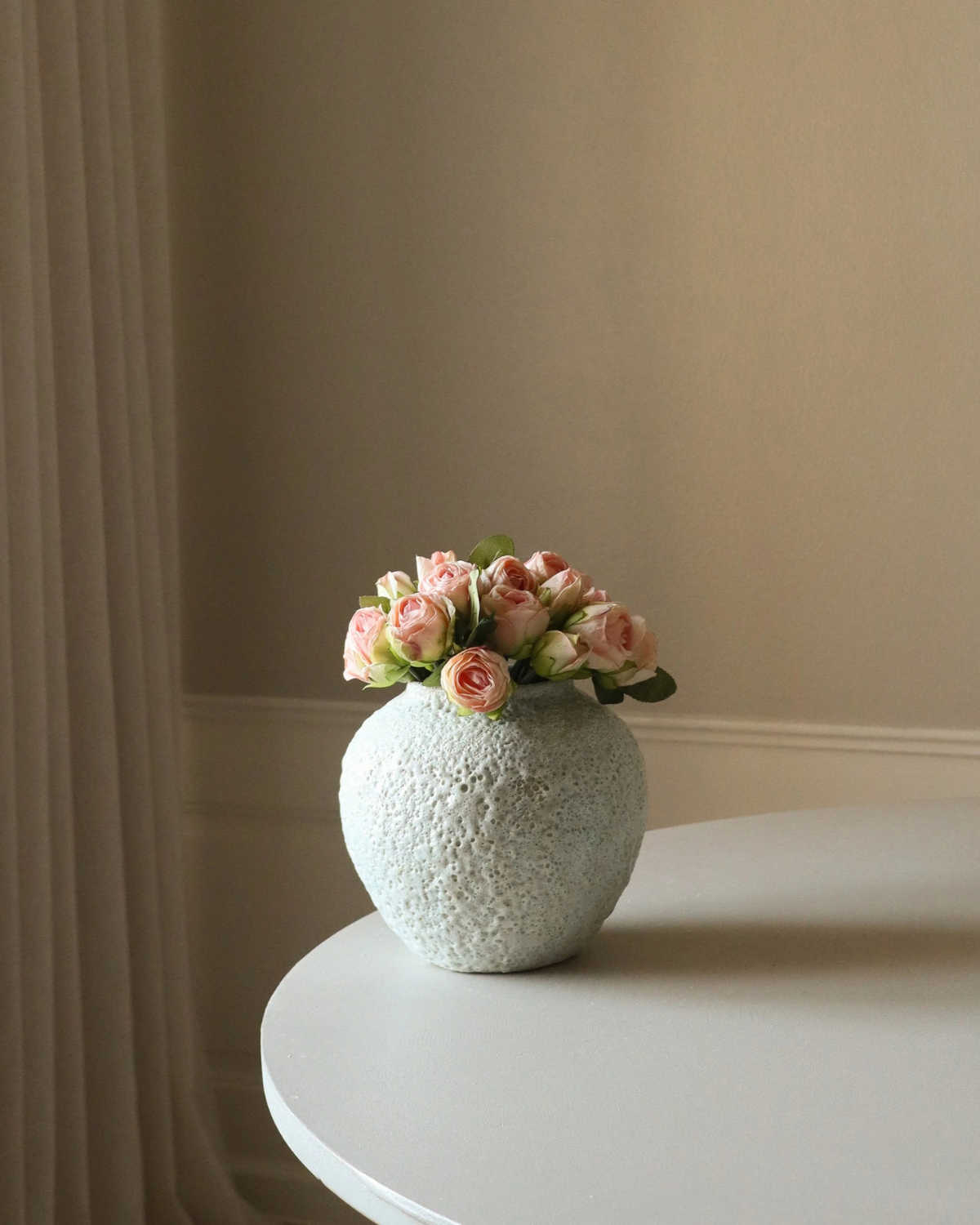 Vase SHORT VOLCANIC - Weiß (20 cm)