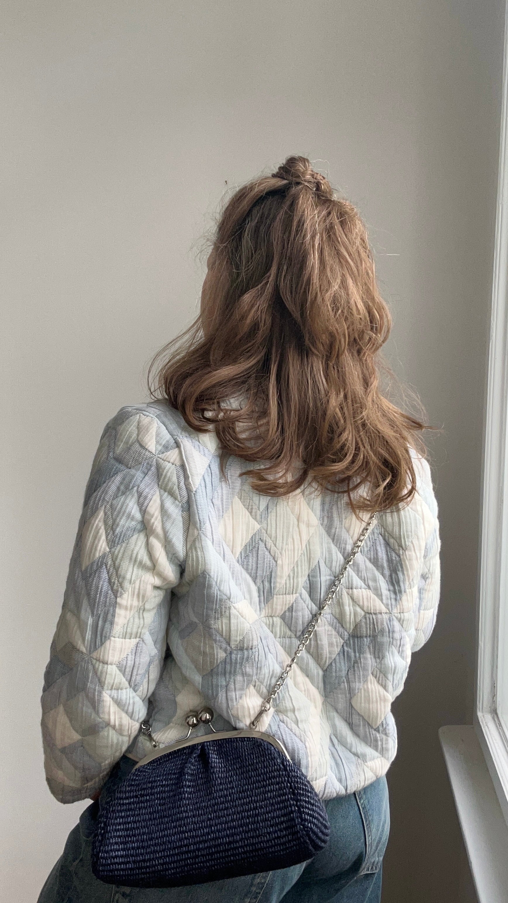 kleine Clutch im Raffia-Stil - silber / dunkelblau