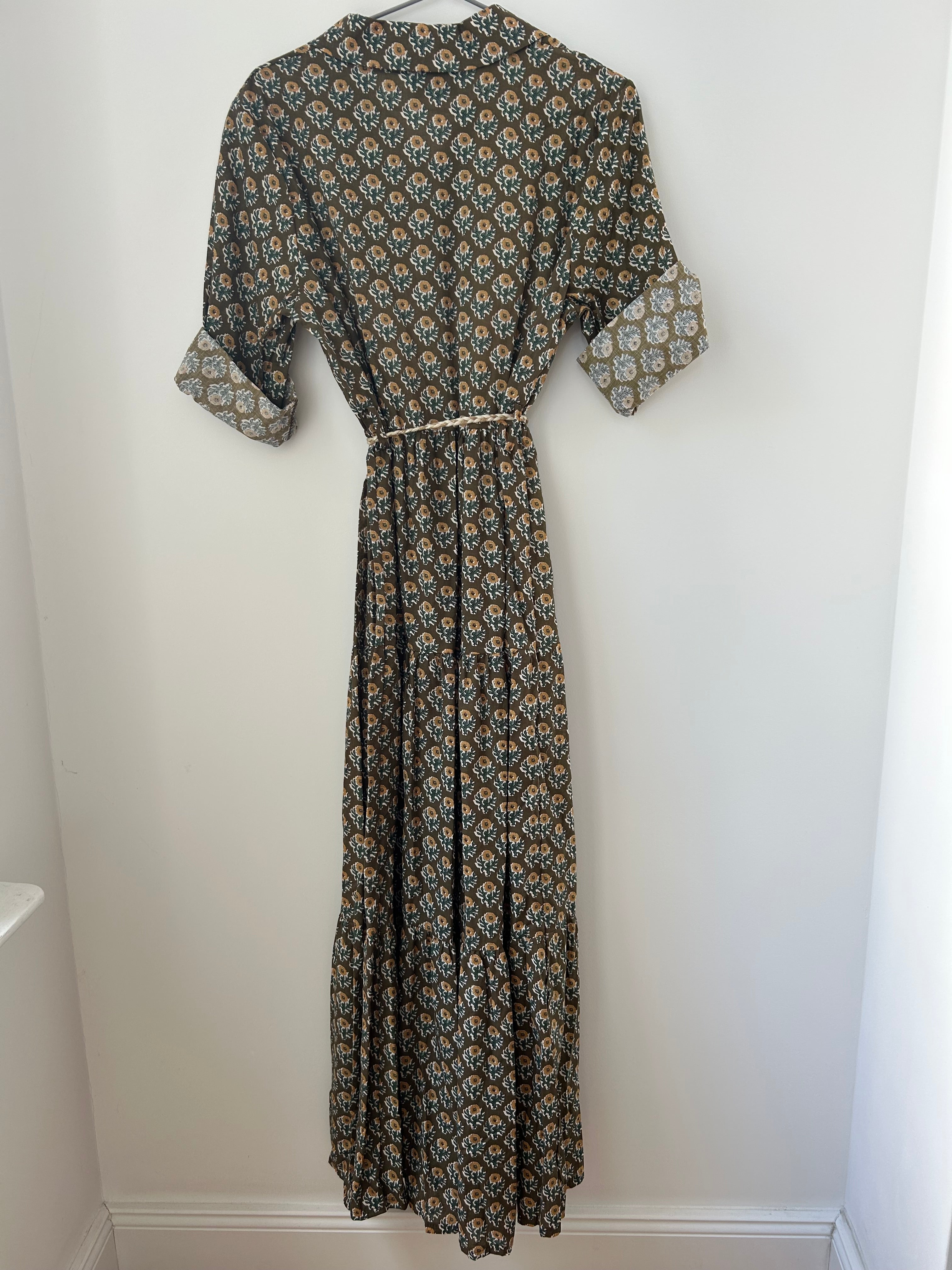 Sonnenblumen-Kleid
