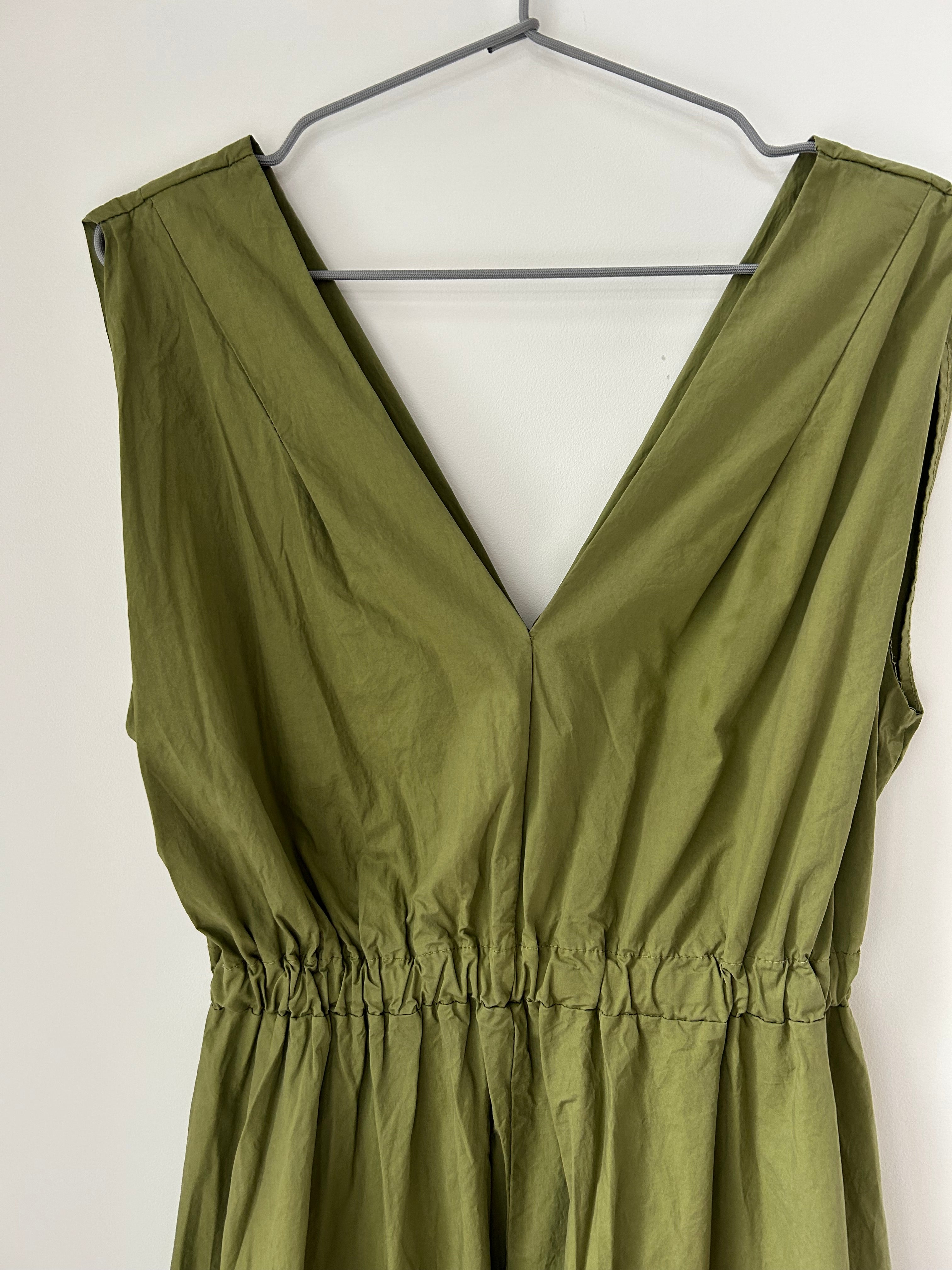 The Classic Dress - grün