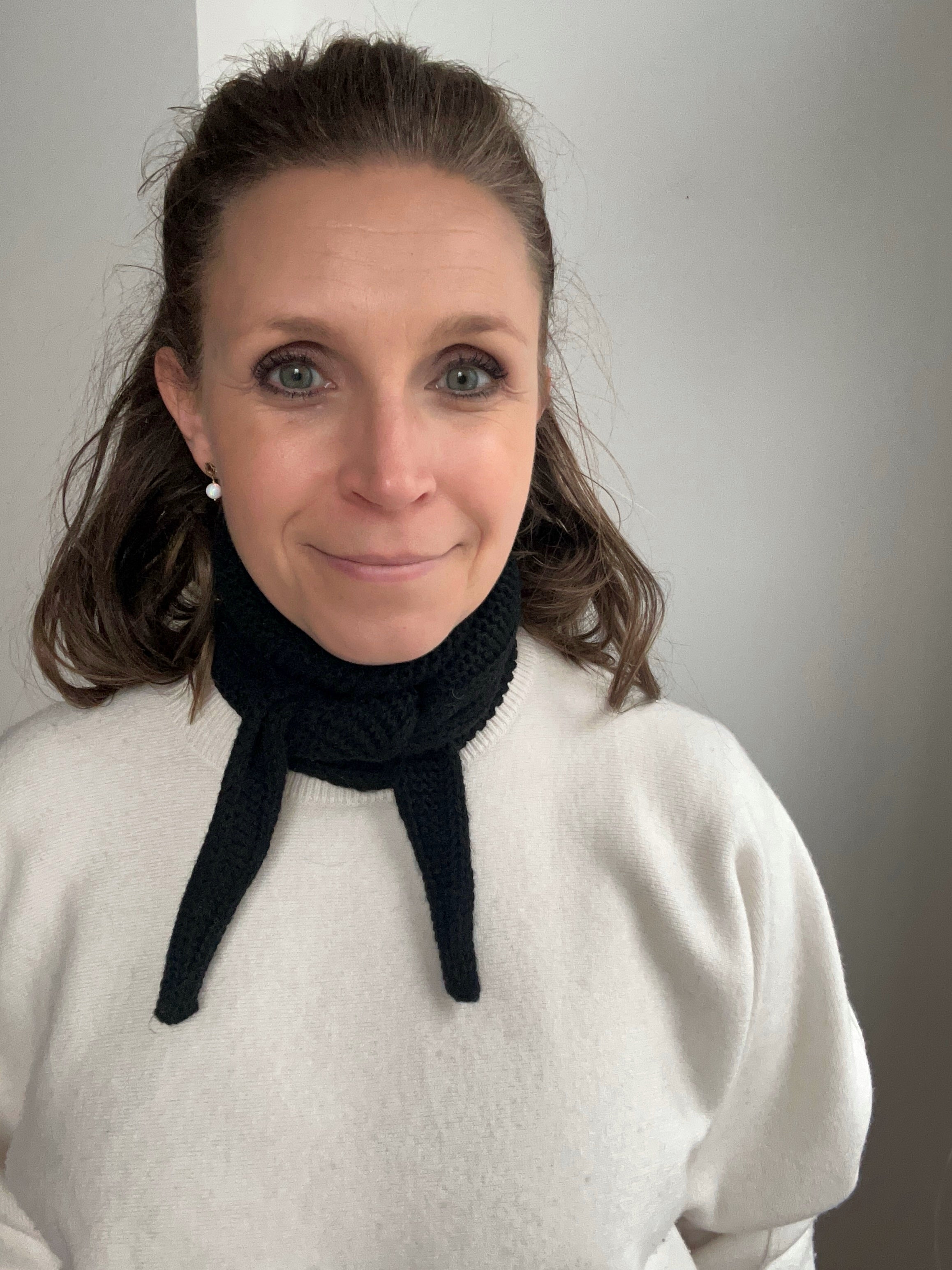 Kleiner Strick-Schal - schwarz