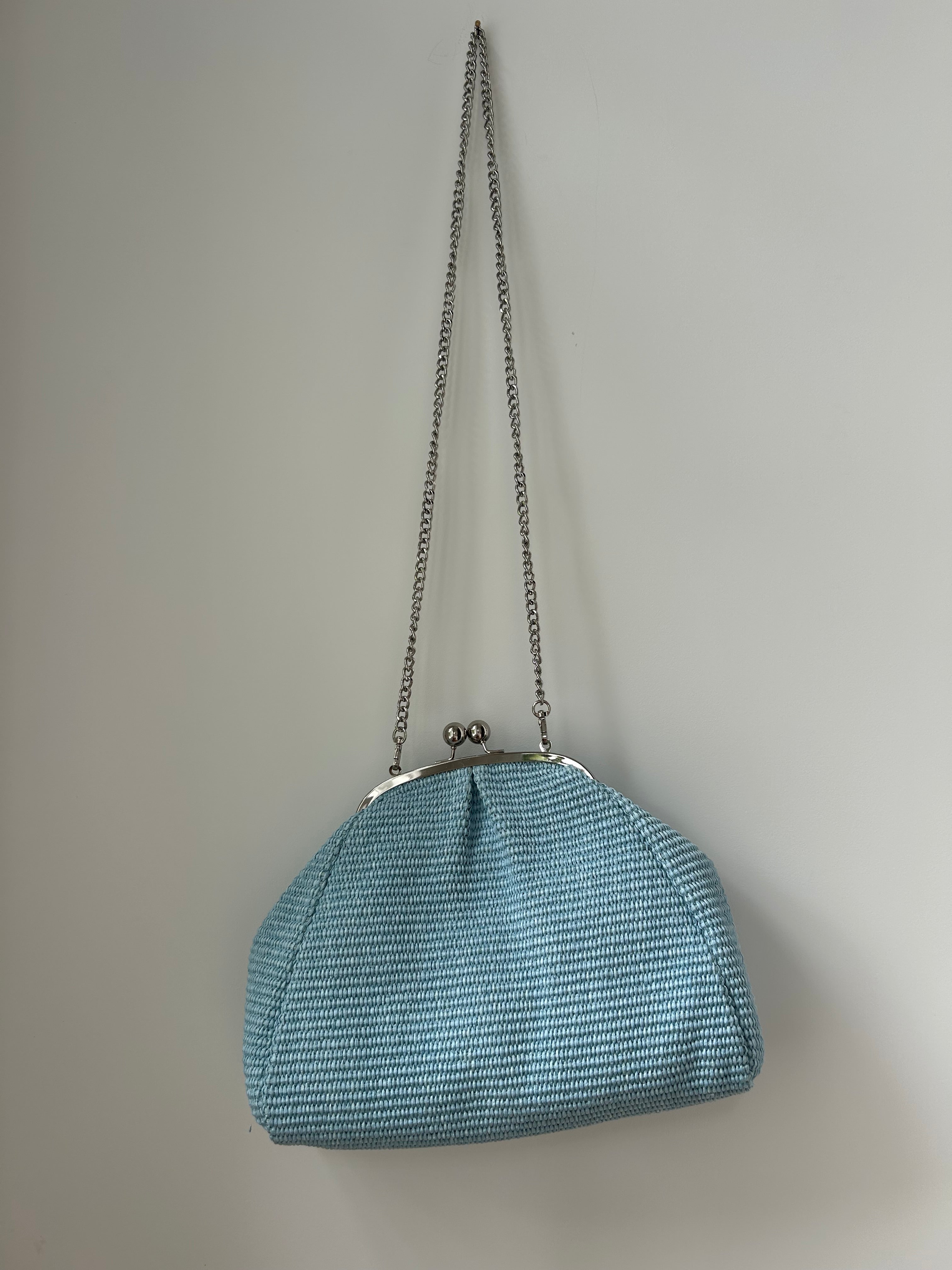 Große Clutch im Raffia-Stil - silber / hellblau
