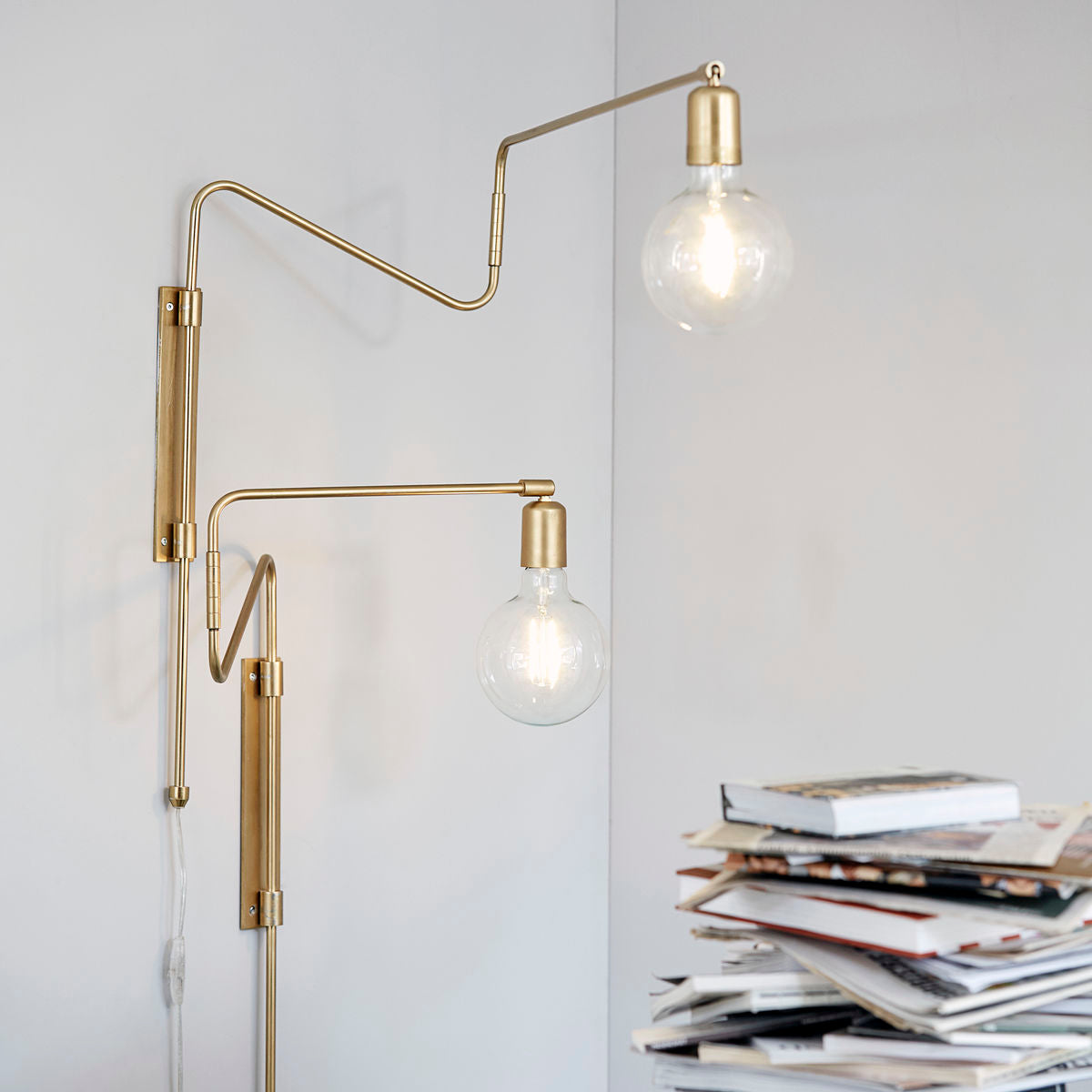Wandlampe Swing - messing groß