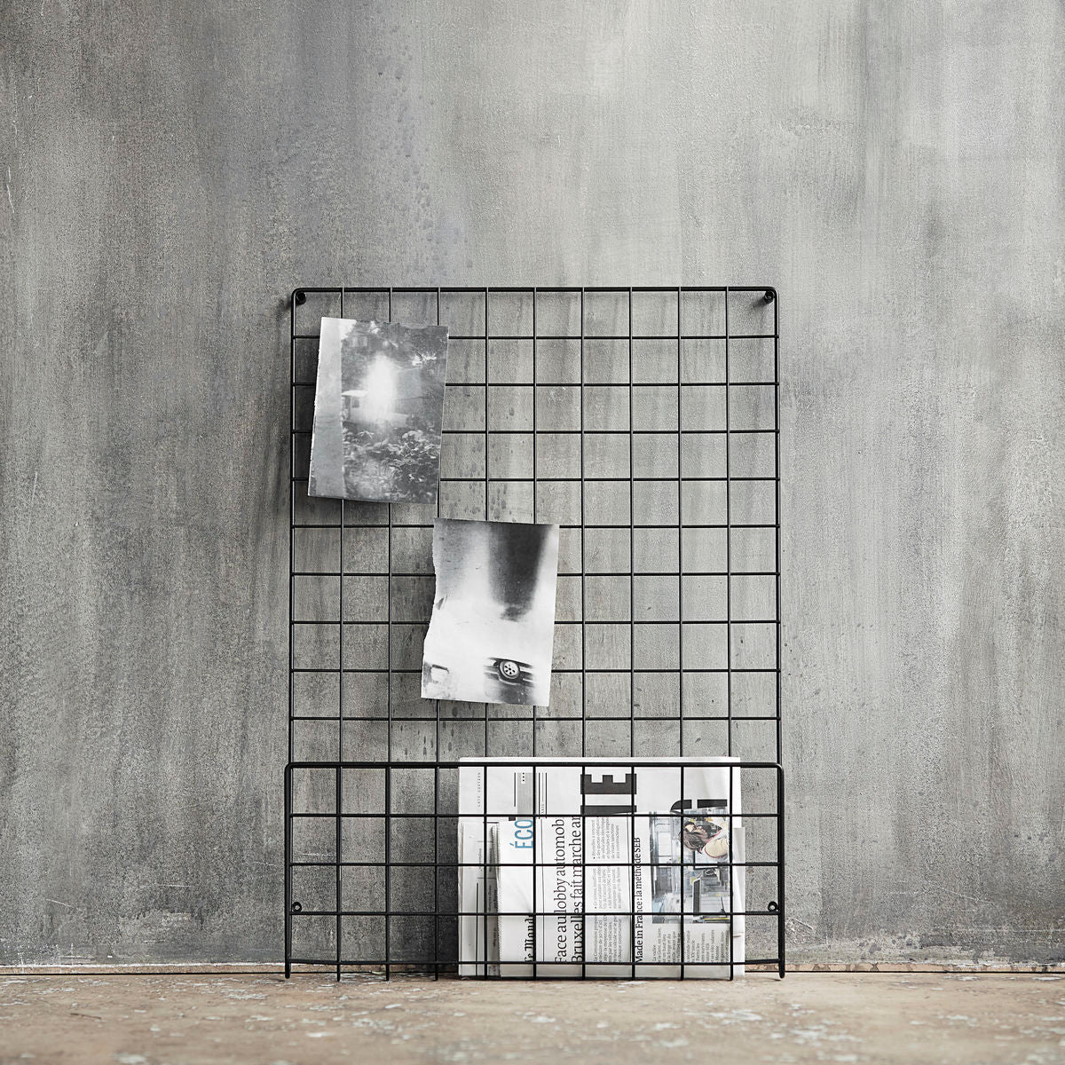 Schwarzes Wandregal Mesh - schwarz