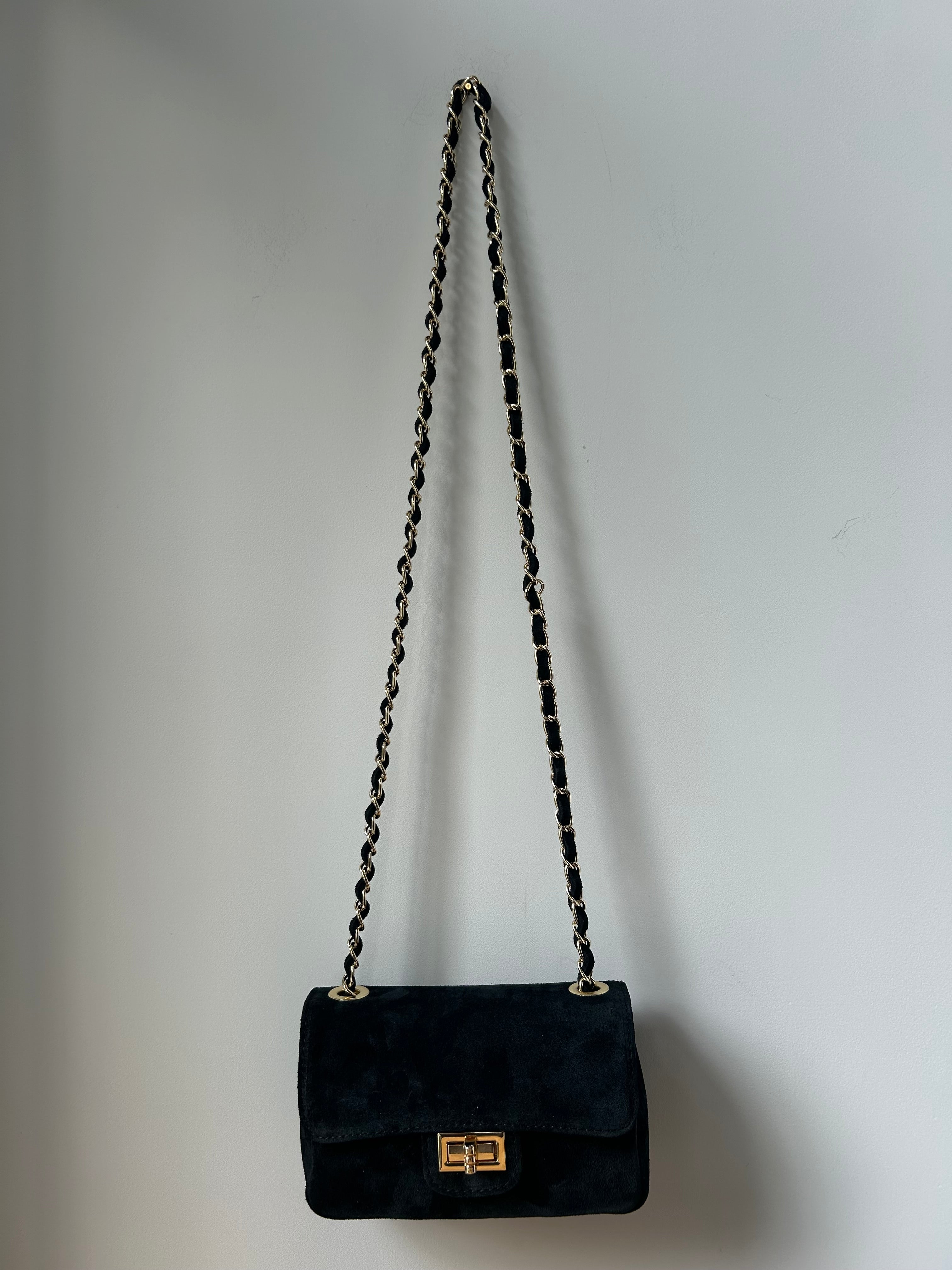 kleine Handtasche aus Wildleder - schwarz