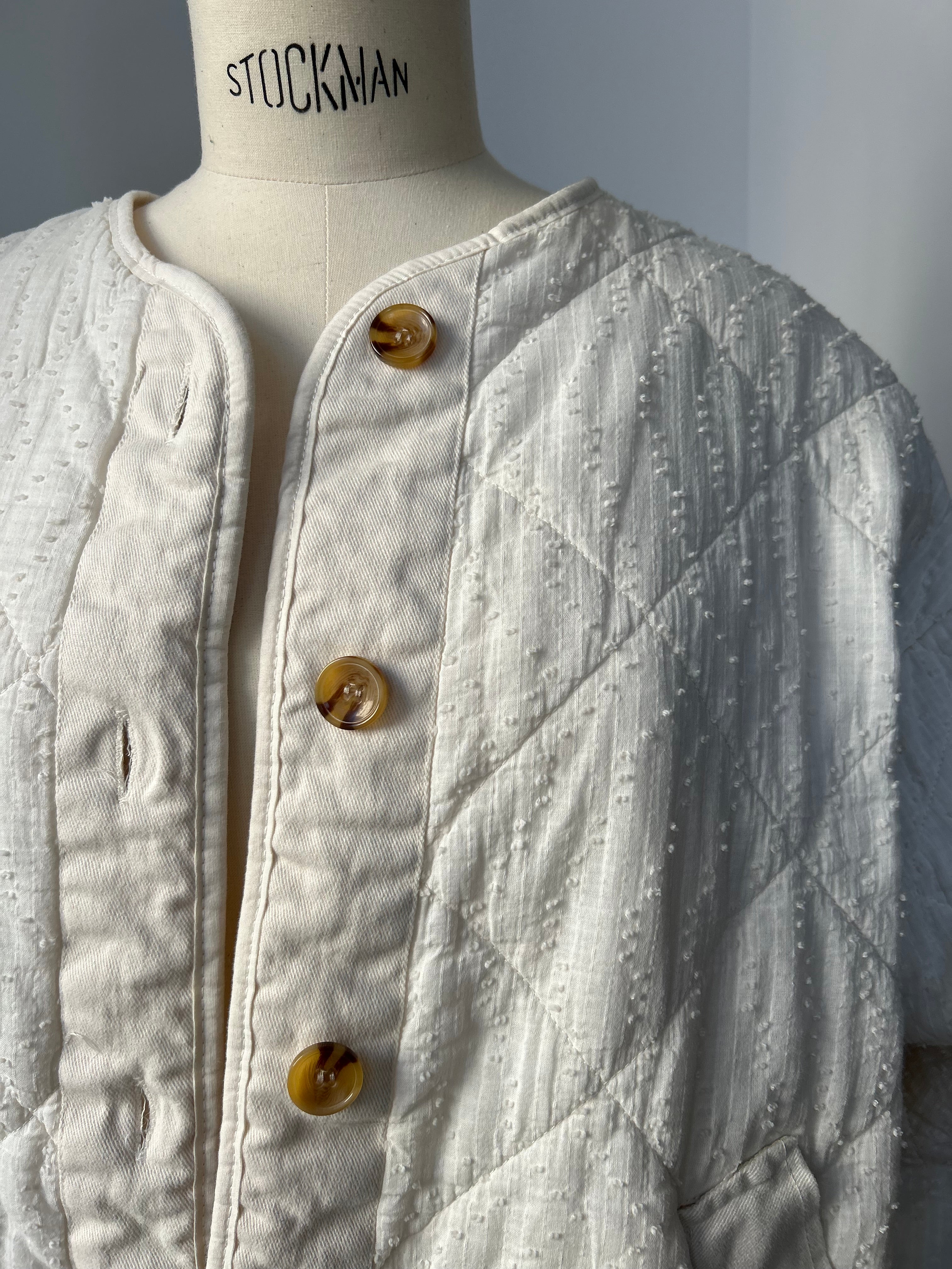 Gesteppte Jacke mit Struktur - weiss