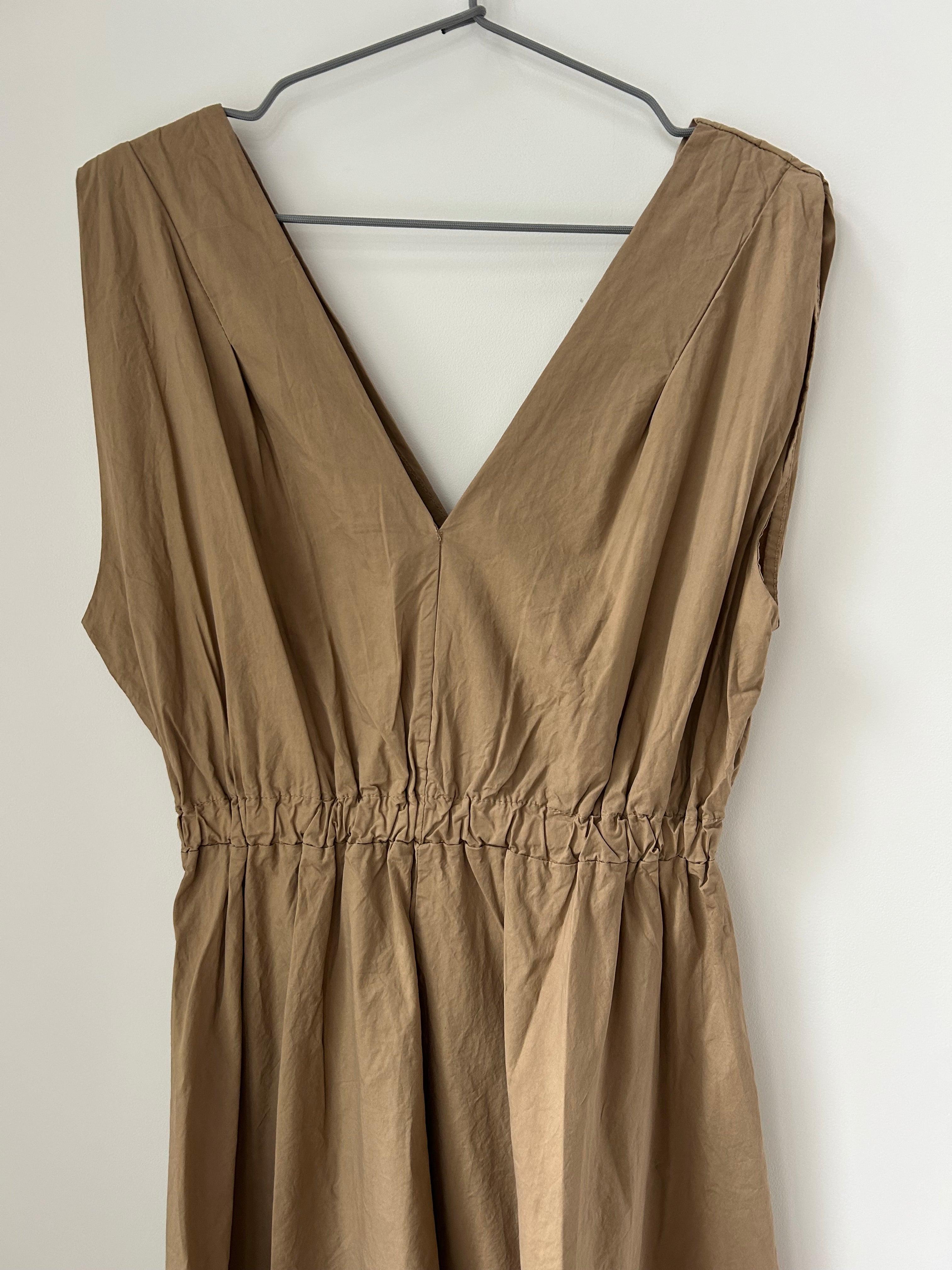 The Classic Dress - camel