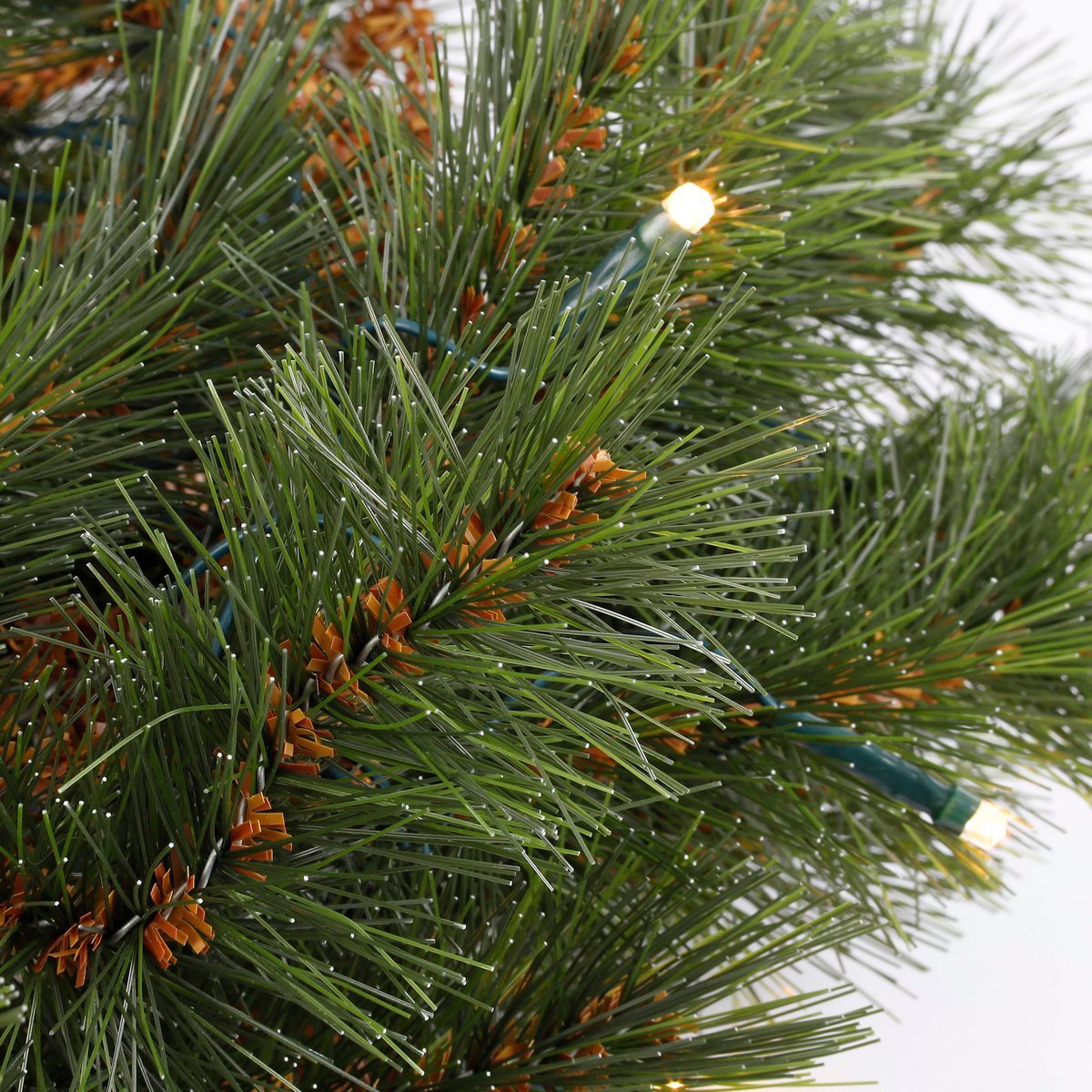 Girlande mit LED-Beleuchtung gefrostet – L 270 cm