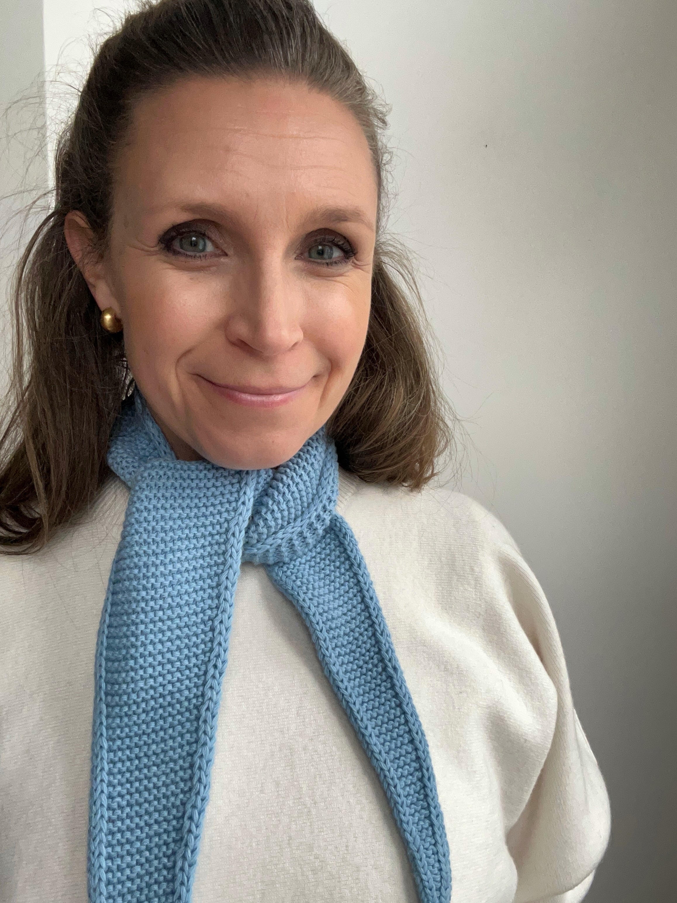 gestrickter Sophie-Schal - hellblau