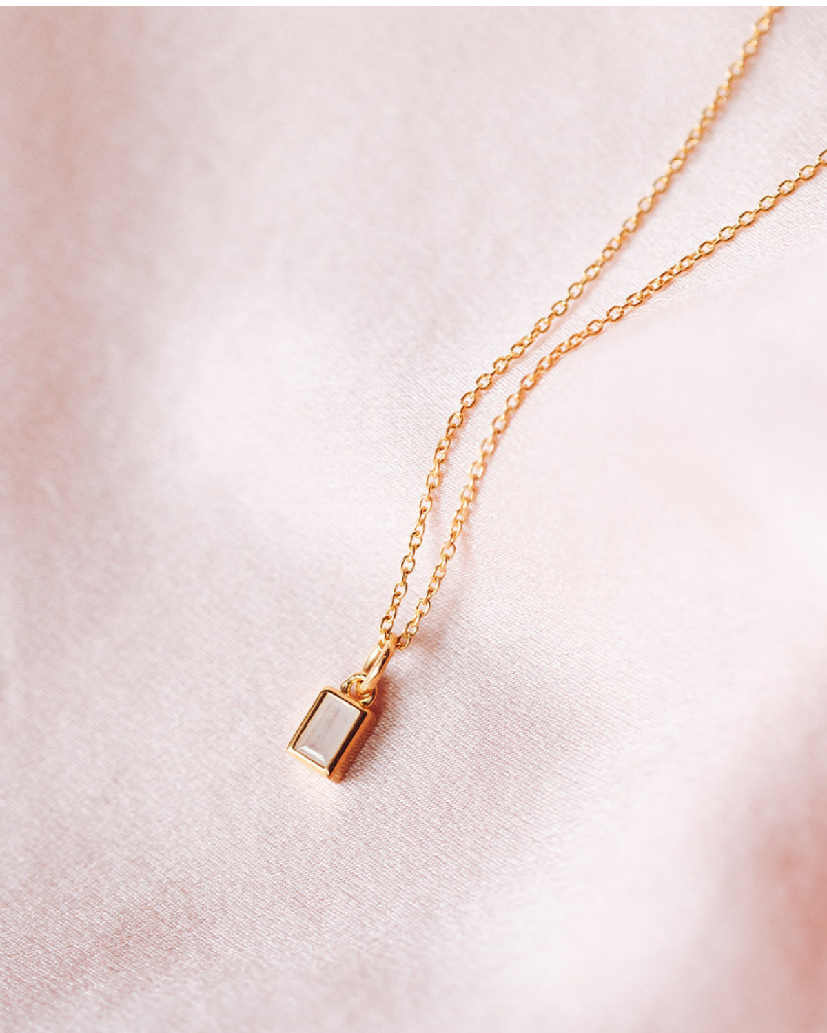 Anhänger Beloved Squared mit Mondstein - gold