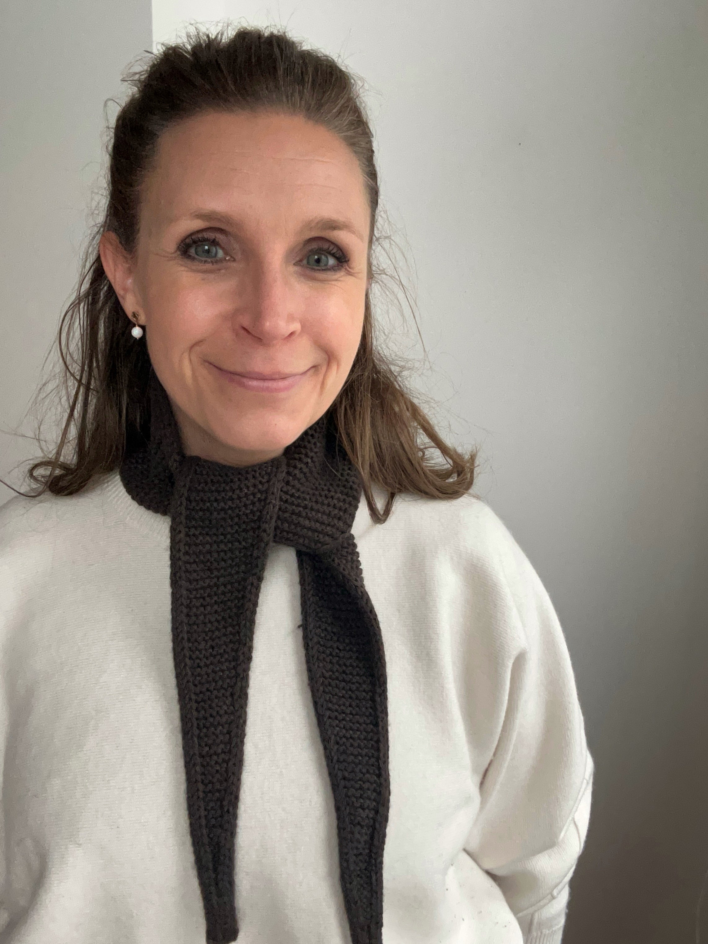 Kleiner Strick-Schal - Schokolade