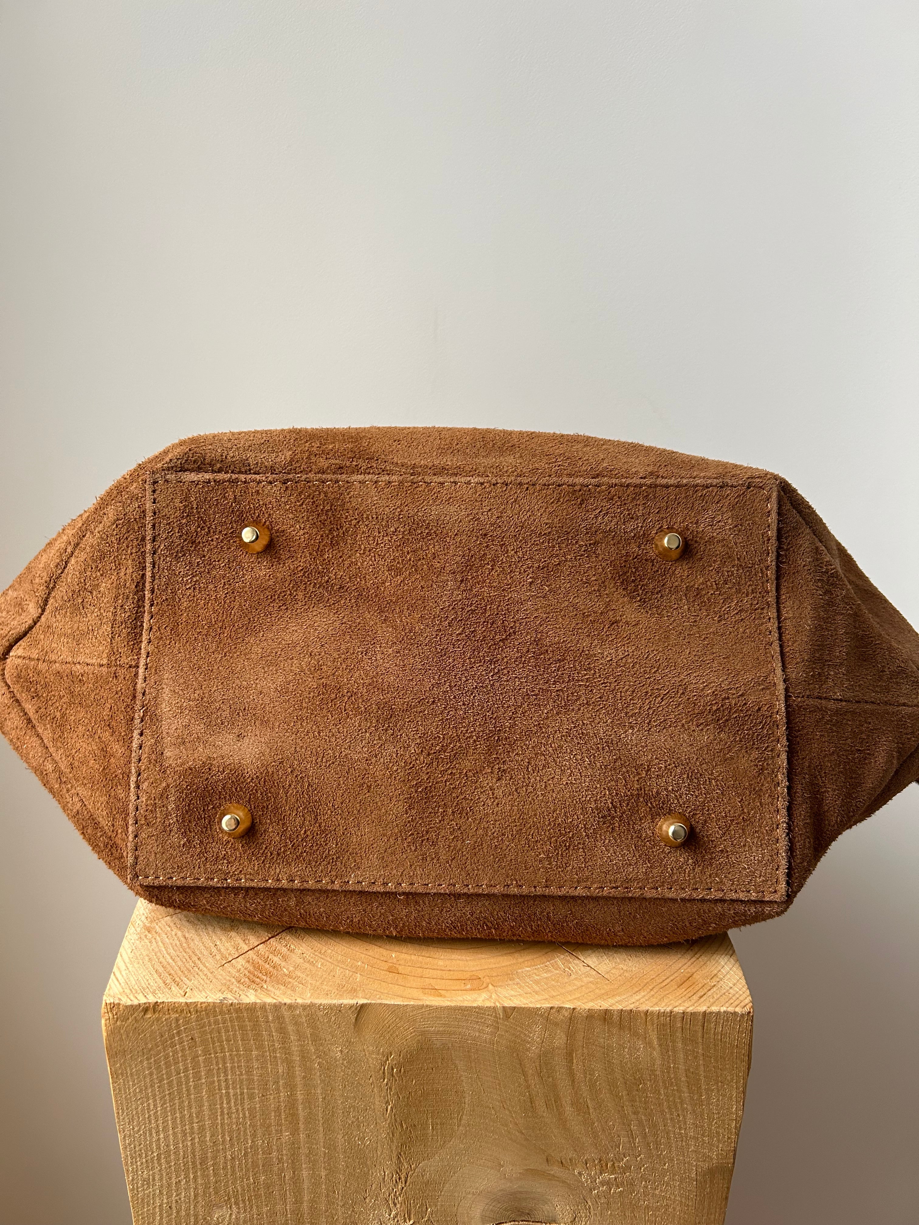 große Handtasche aus Wildleder - camel