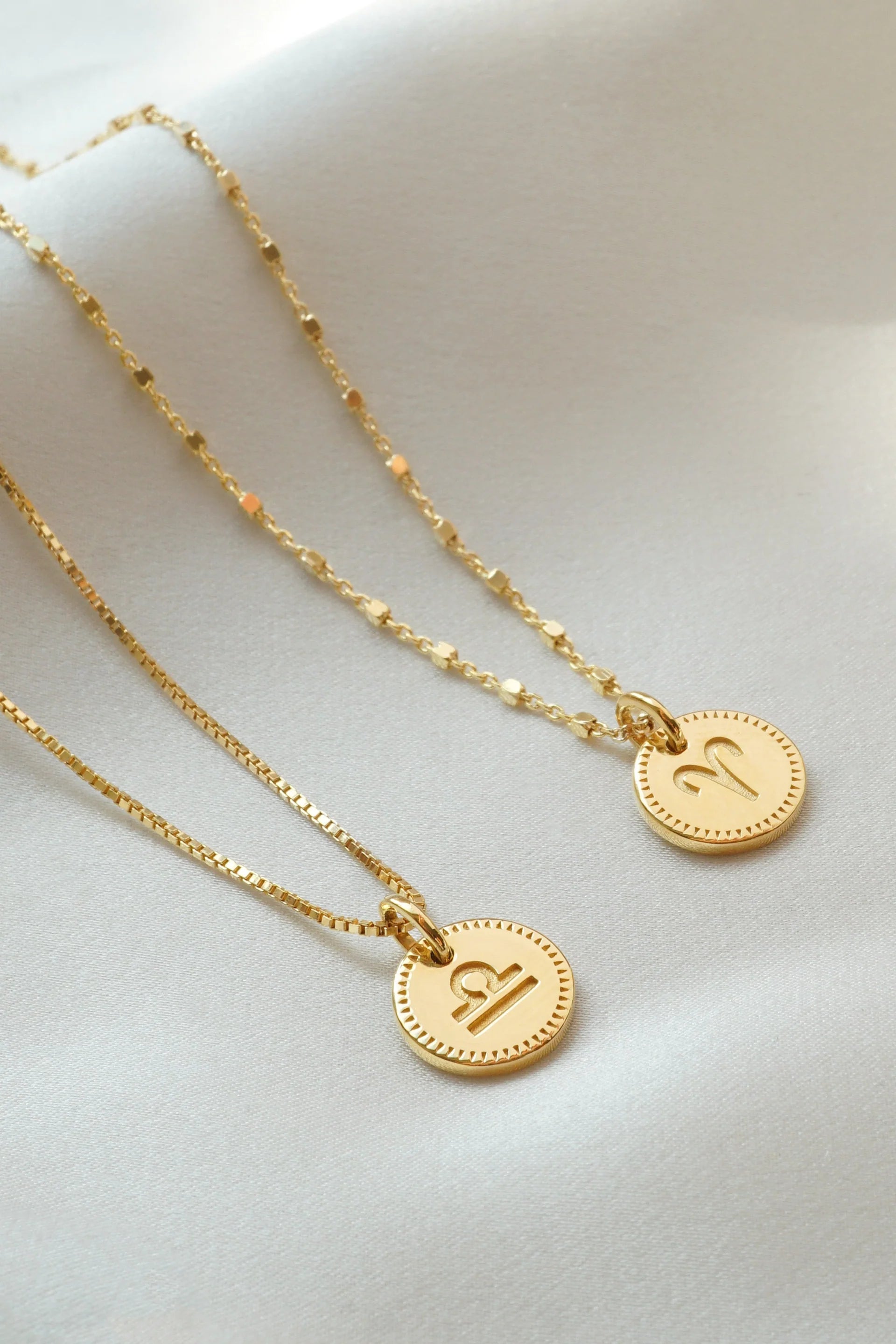 Anhänger Zodie - gold