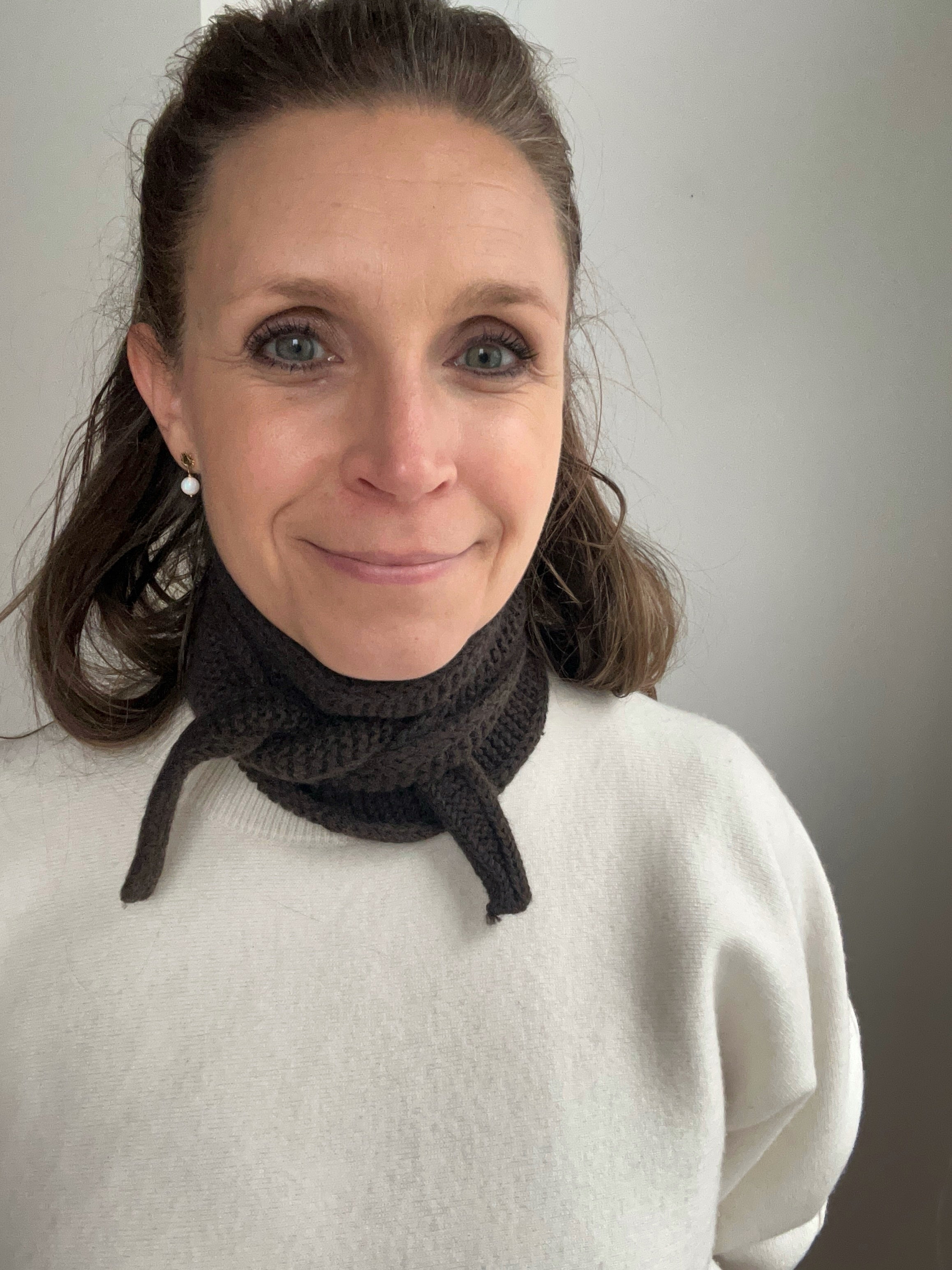 Kleiner Strick-Schal - Schokolade