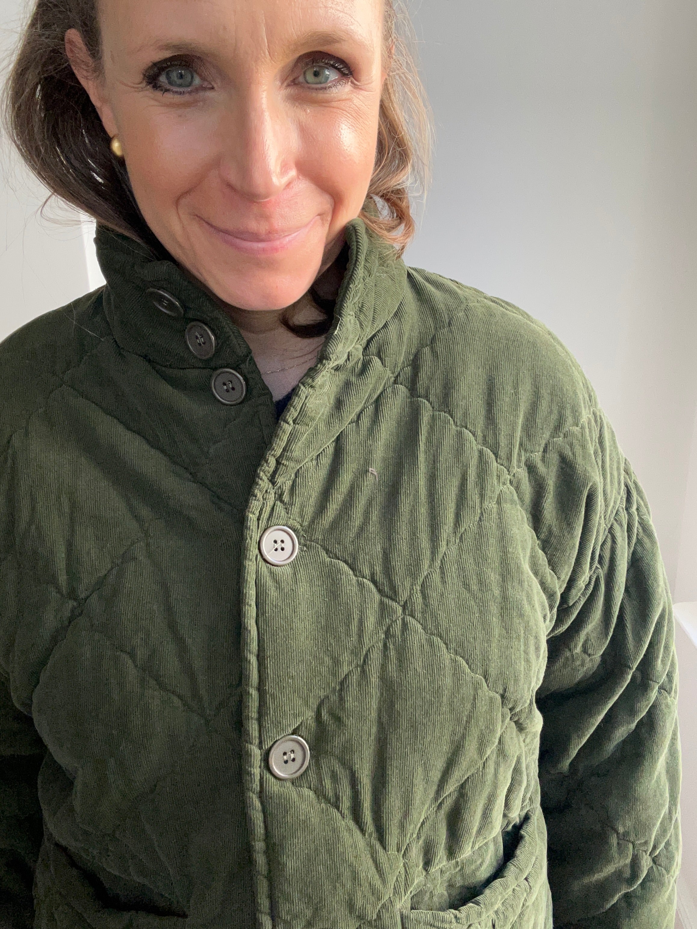 Steppjacke aus Babycord - grün