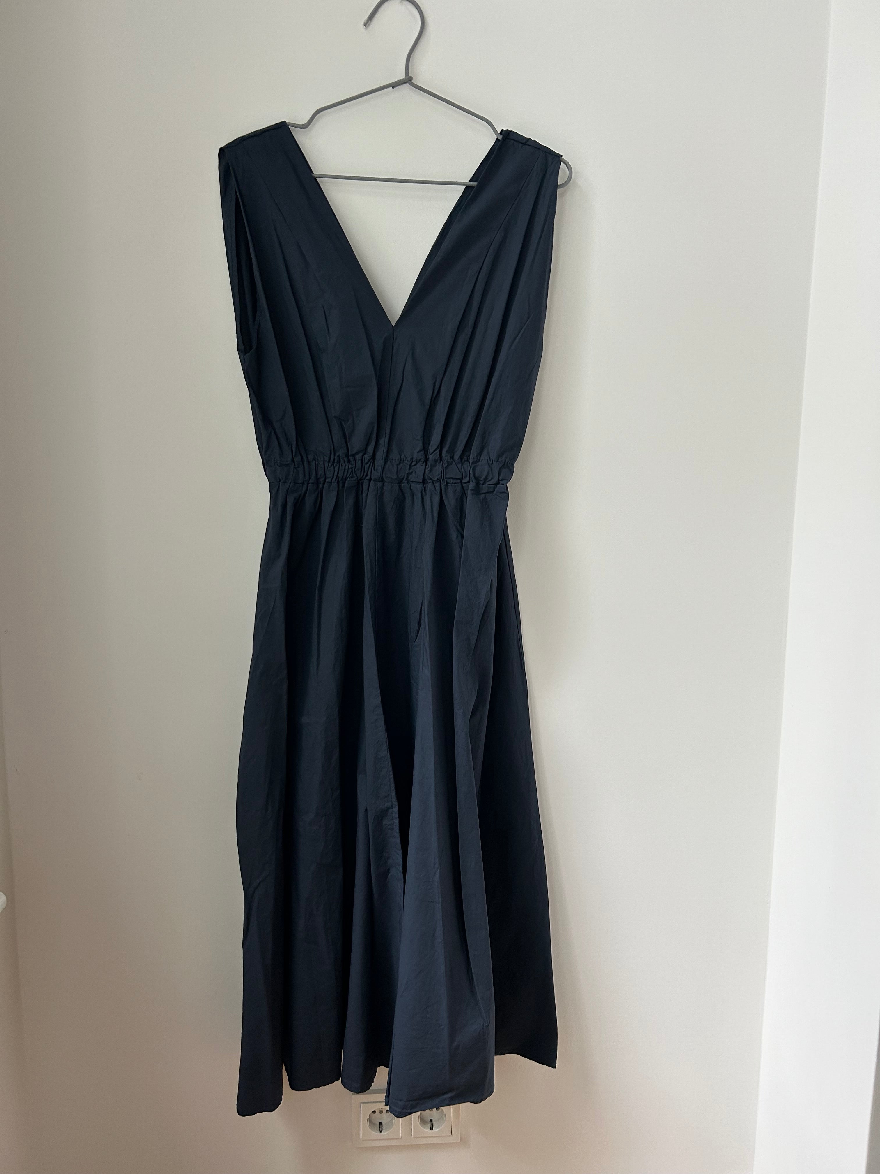 The Classic Dress - dunkelblau
