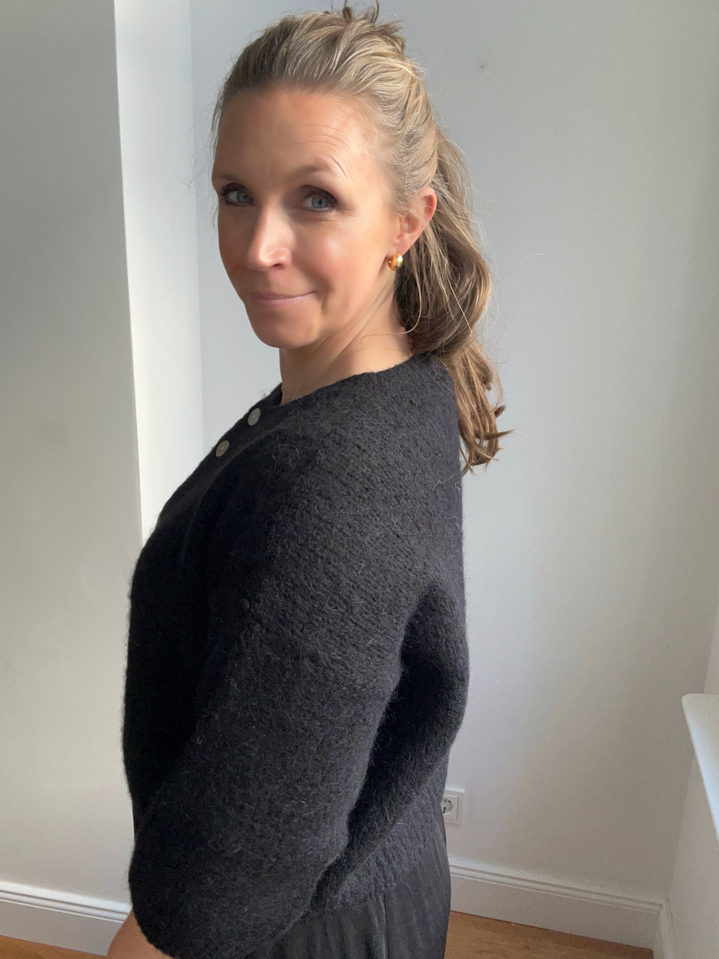 Kurze Strickjacke Cardigan - Schwarz