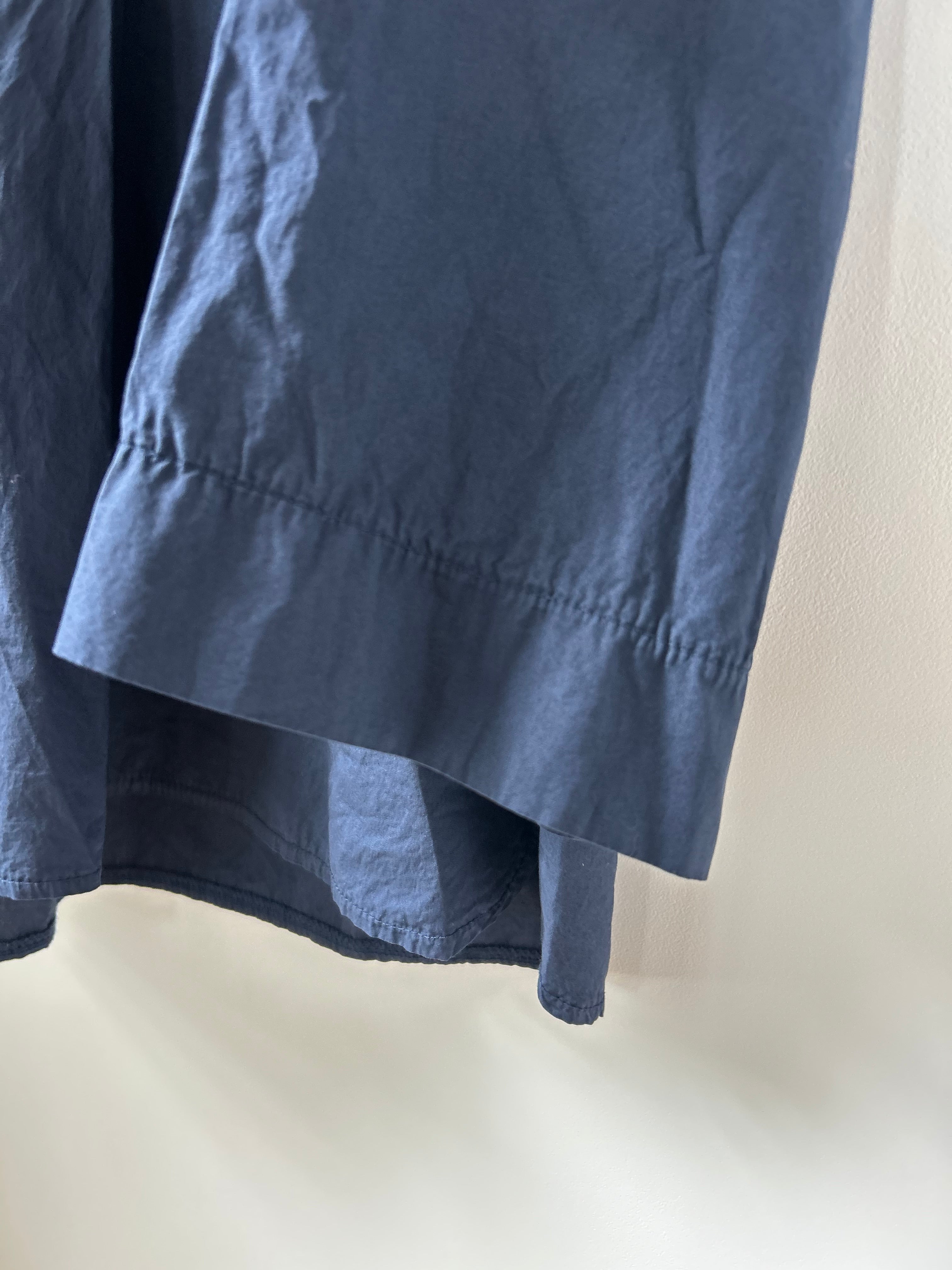 Schlichte Bluse mit Knopfleiste - dunkelblau