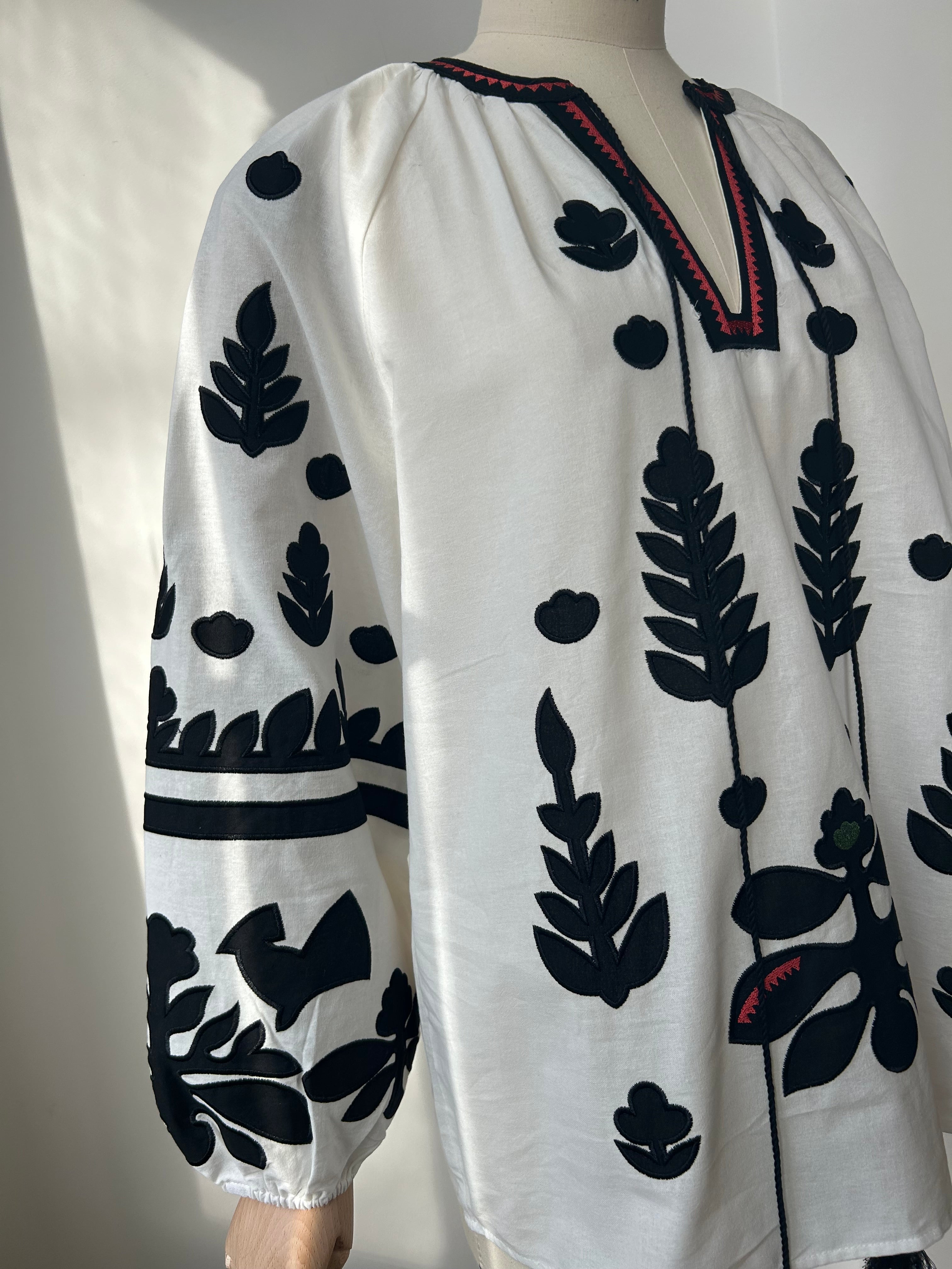 Tunika mit Stickerei - weiss