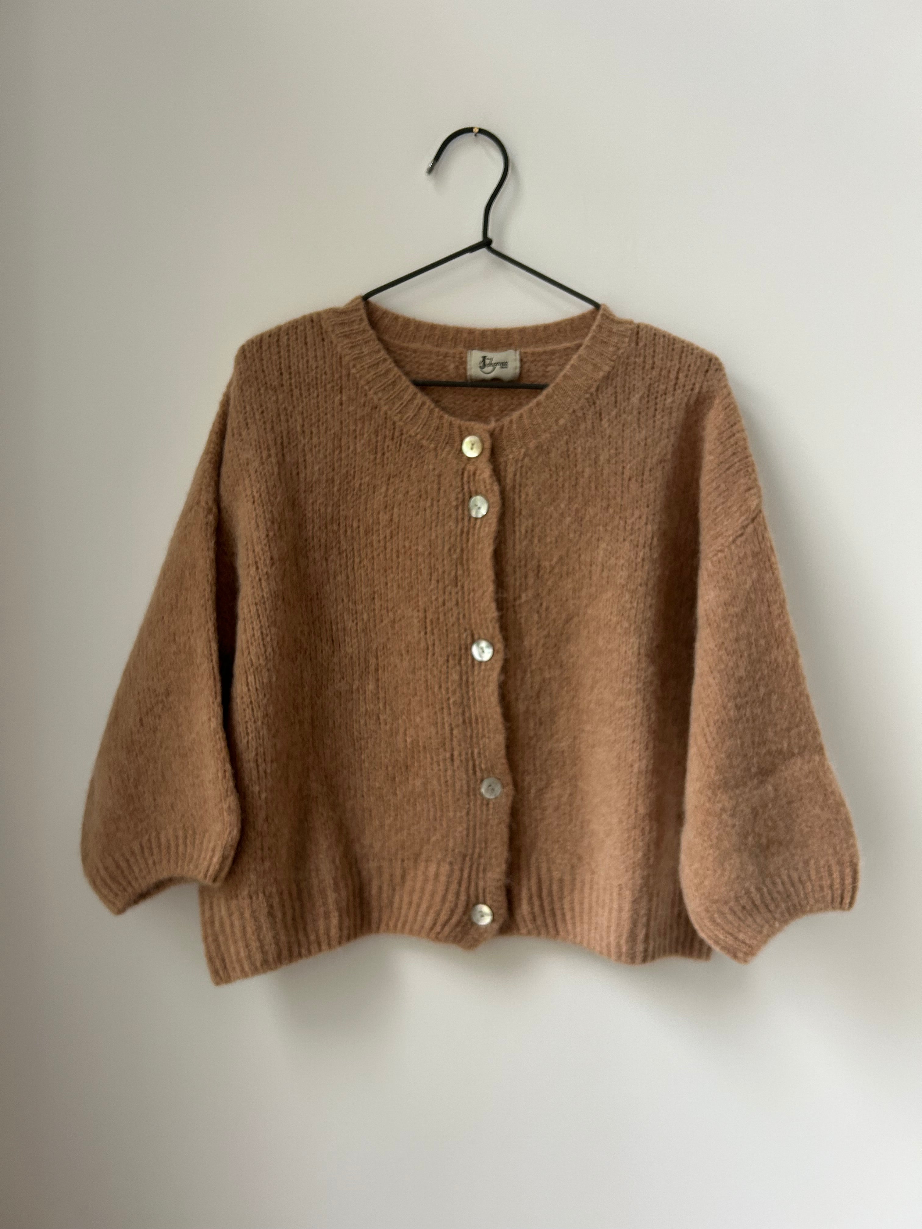Kurze Strickjacke Cardigan - Cappucino