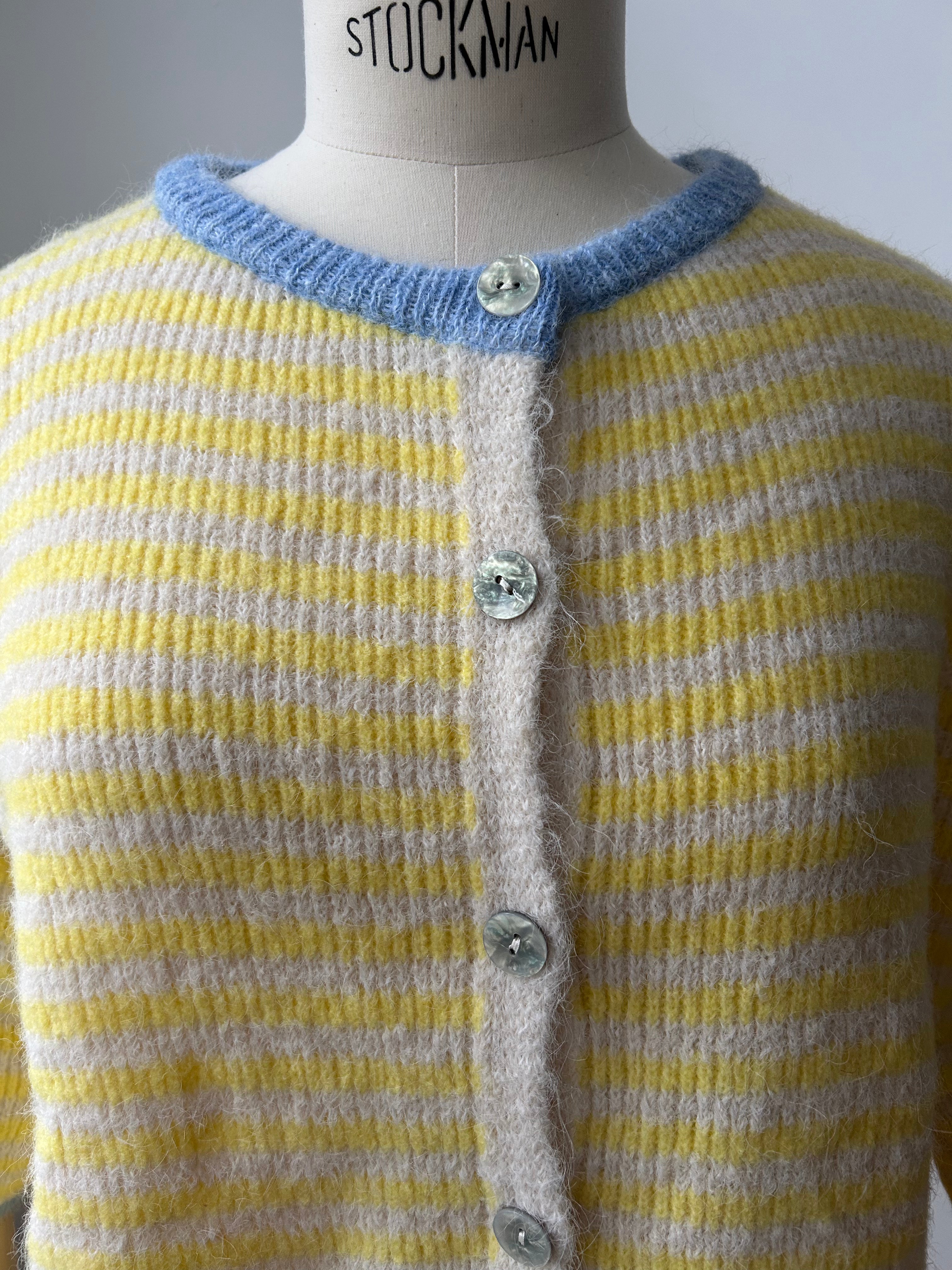 Cardigan mit Streifen - gelb