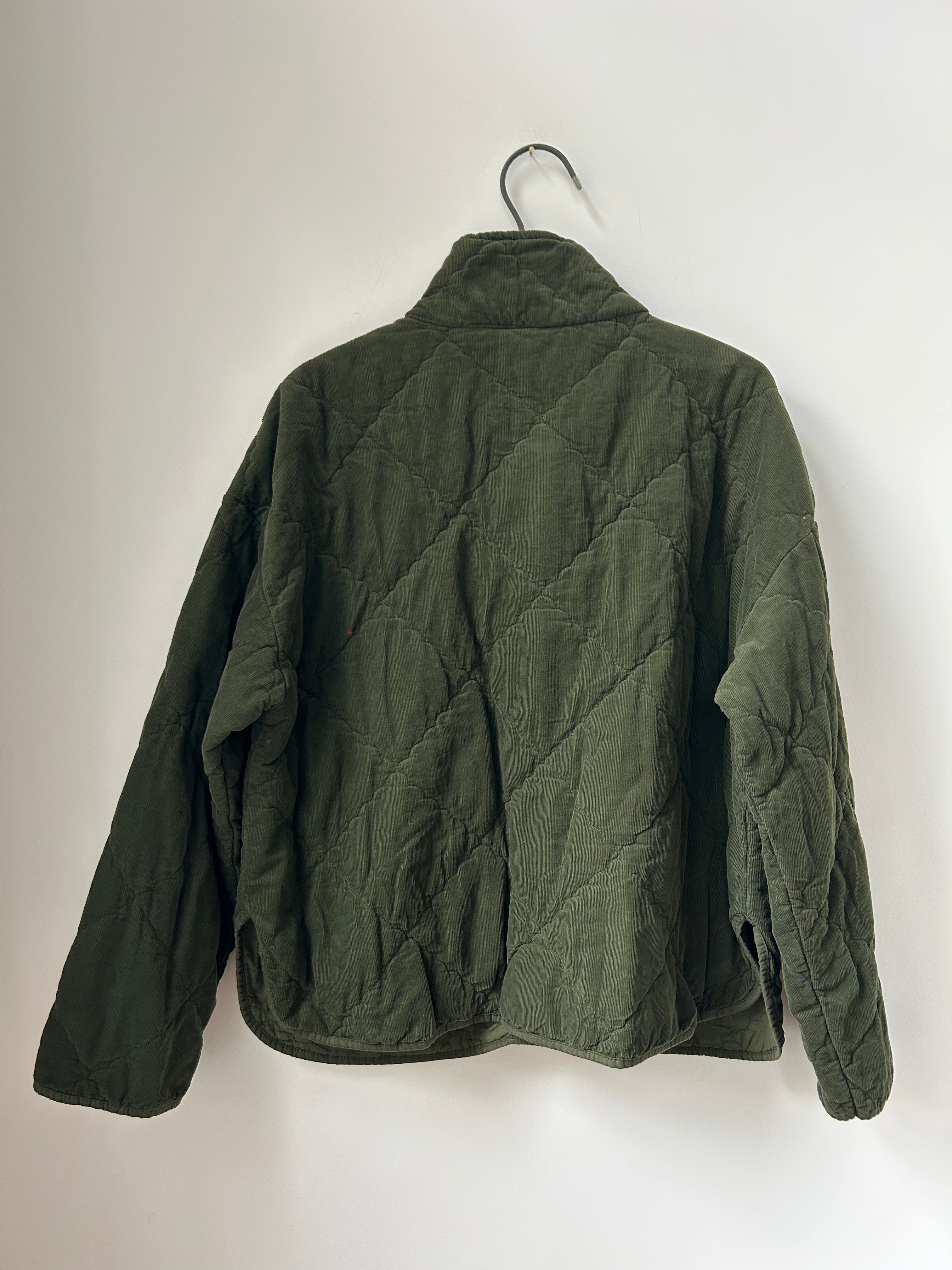 Steppjacke aus Babycord - grün