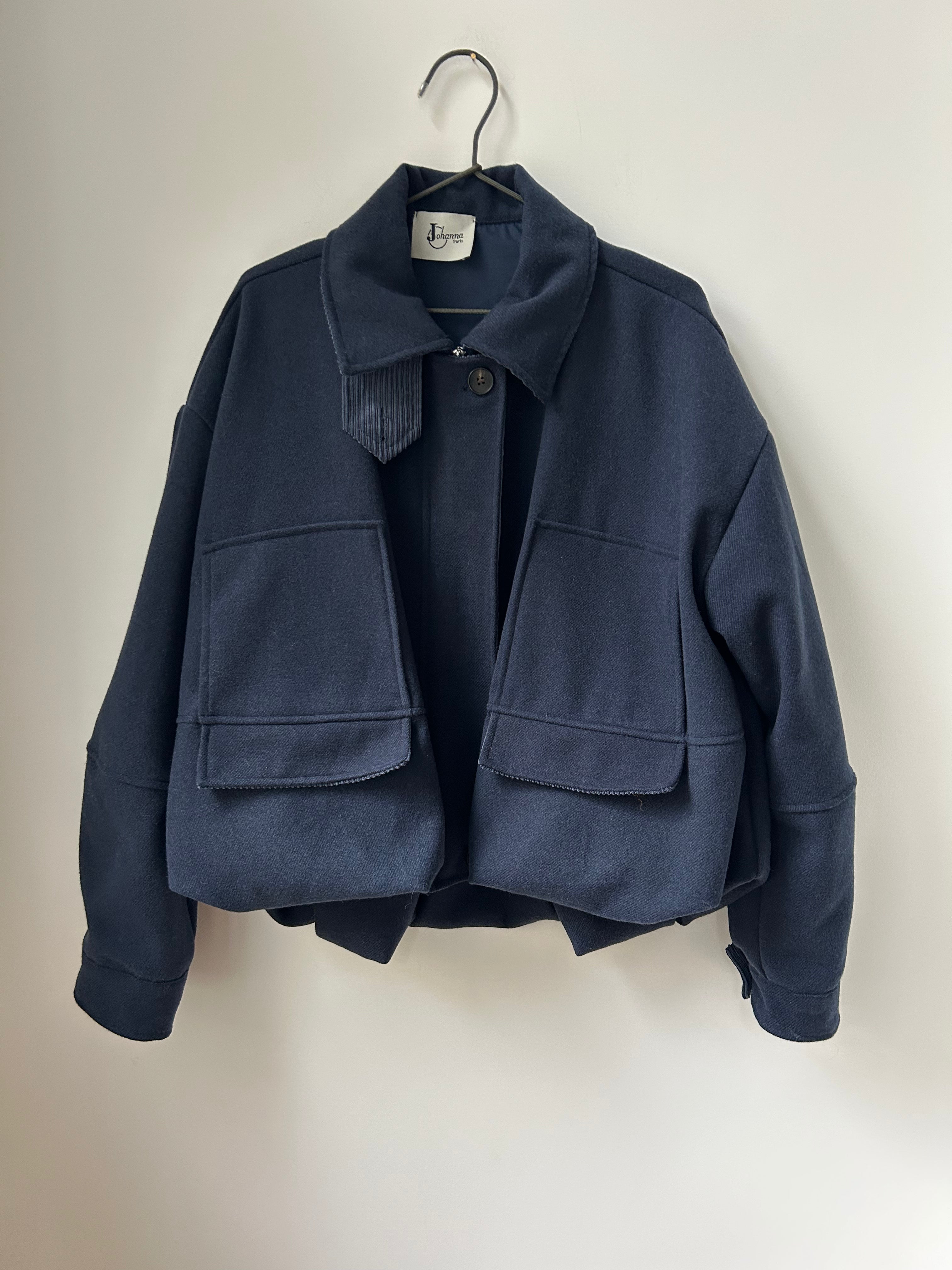 Warme Jacke mit Volumen - blau