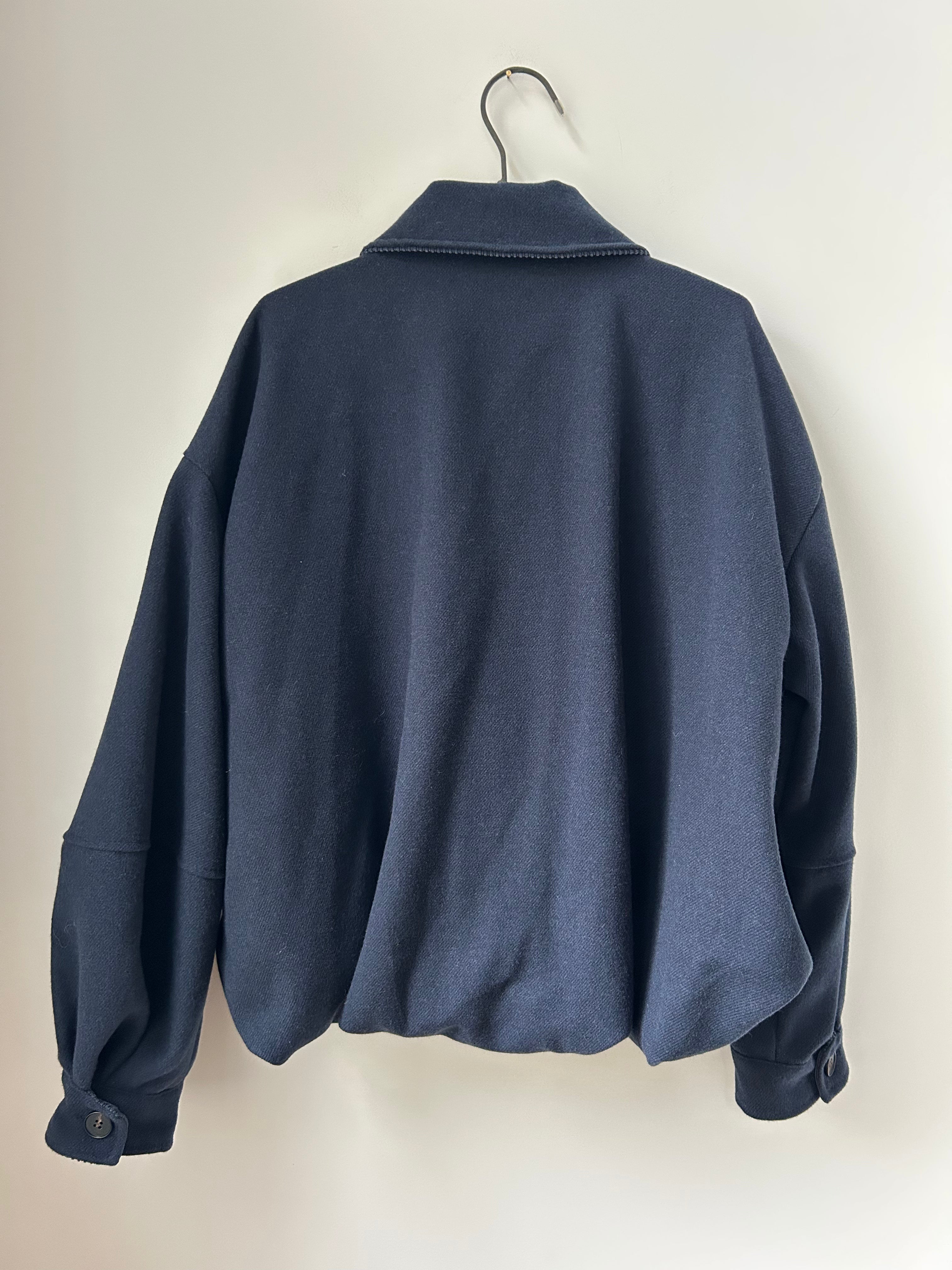 Warme Jacke mit Volumen - blau
