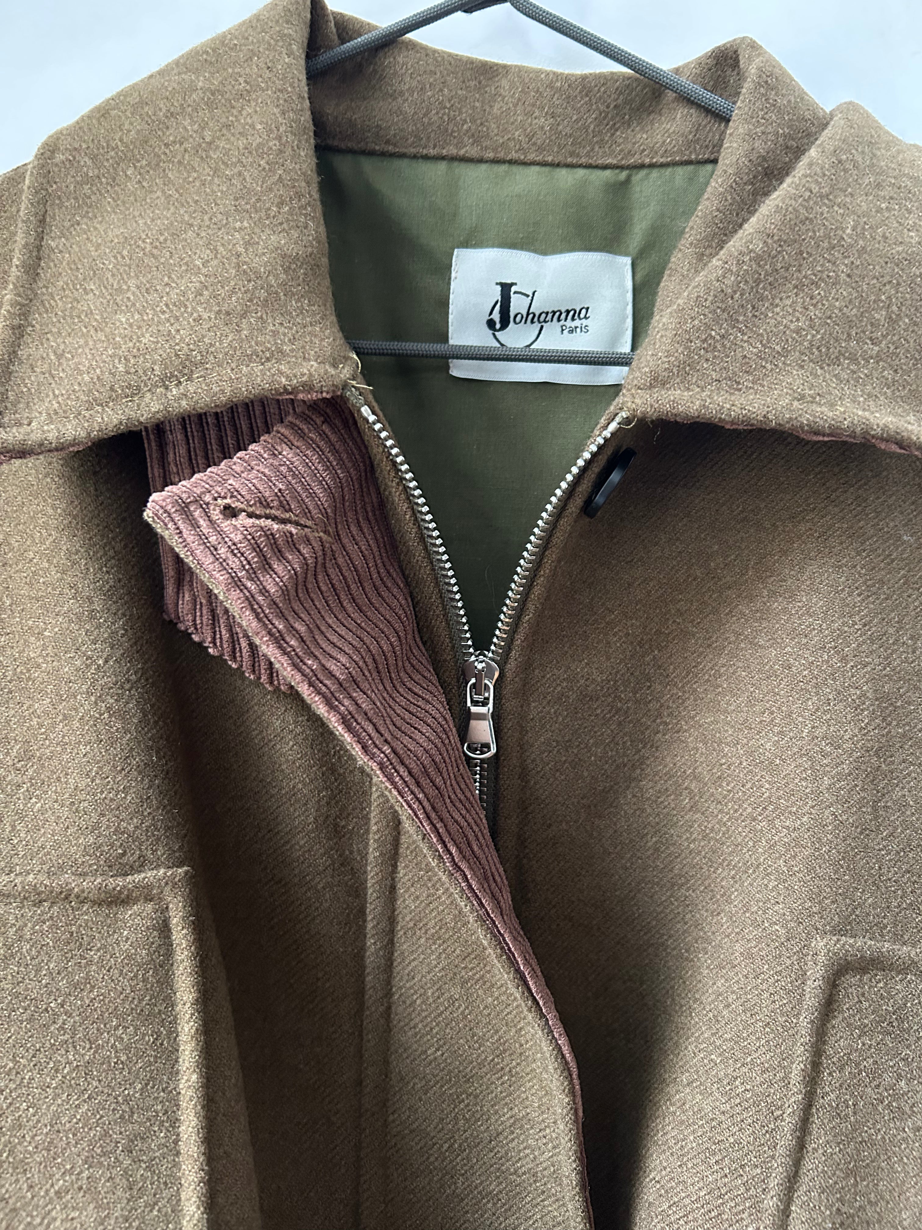 Warme Jacke mit Volumen - agave