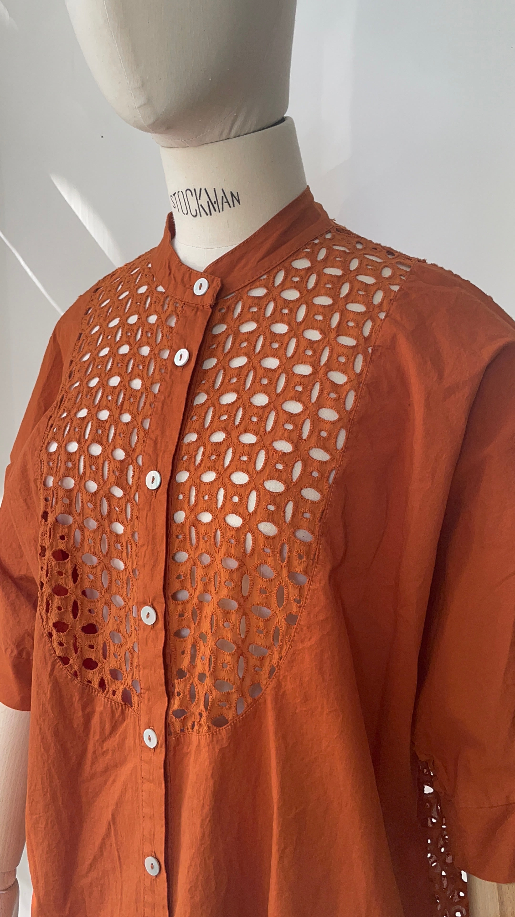 Bluse mit Broderie-Spitze - Terra