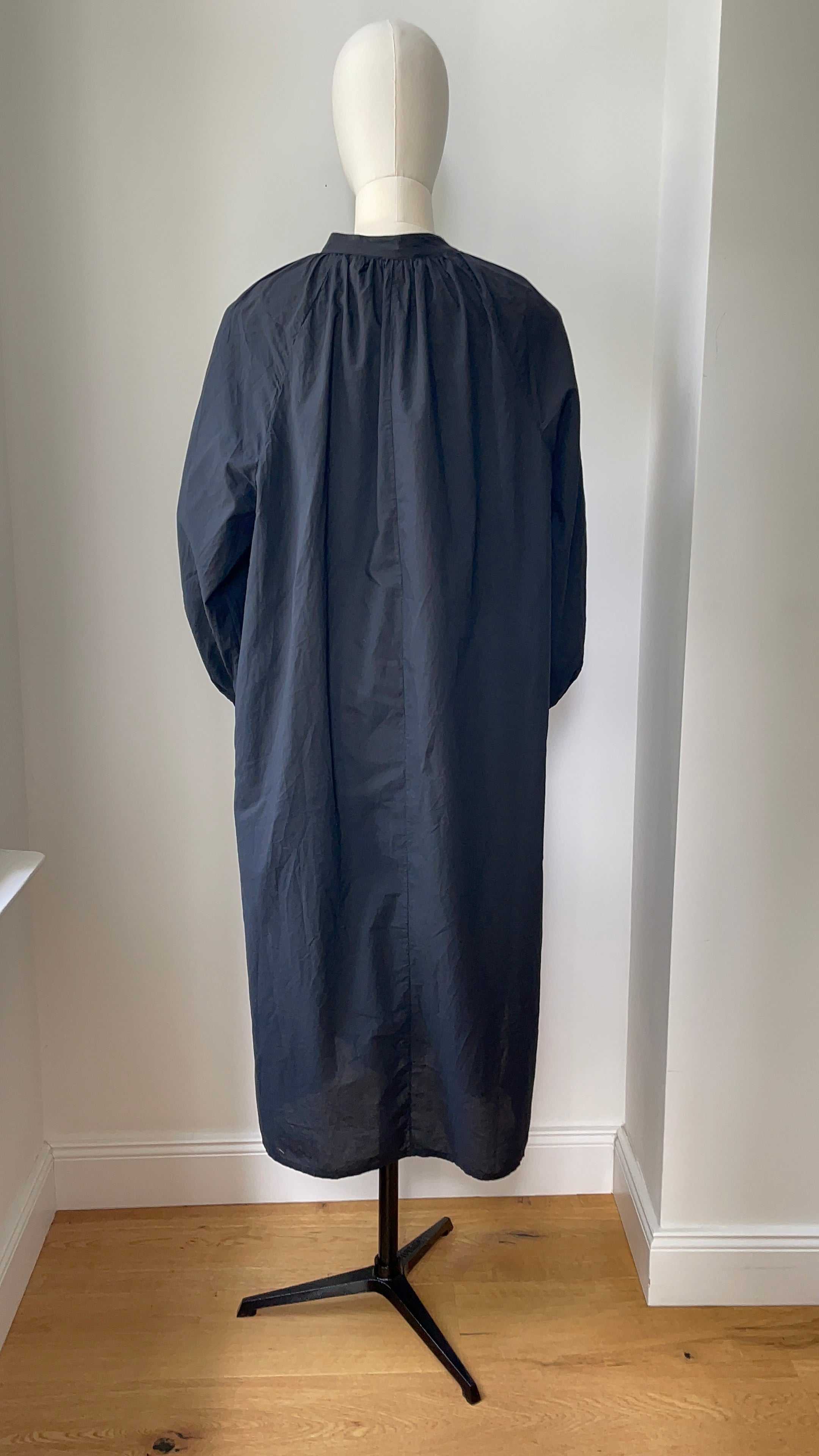 Sommerliches Blusenkleid - Schwarz