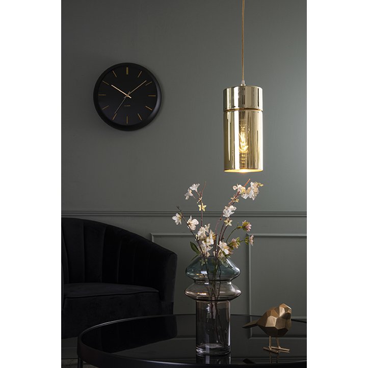 Karlsson Globe Wanduhr als stilvolle Wanddekoration im modernen Wohnzimmer