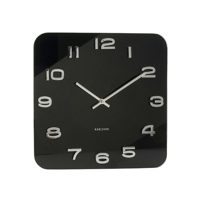 Frontansicht der Karlsson Wanduhr Vintage quadratisch in Schwarz