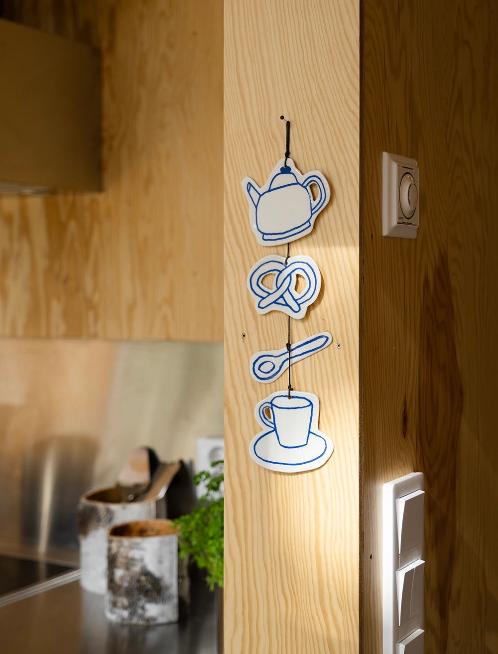 Fika Mobile aus Porzellan