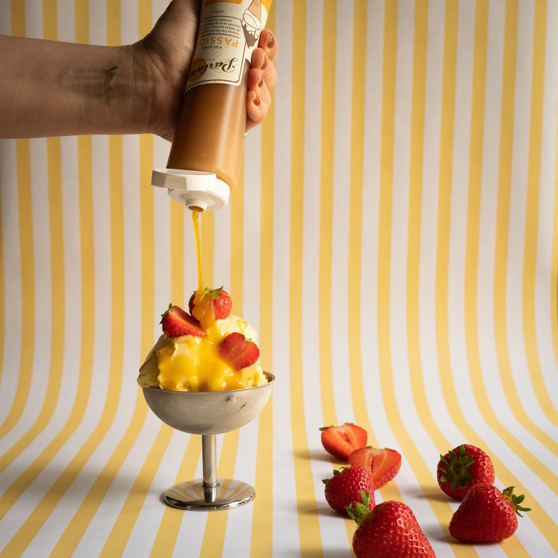 Karamellsoße Squeeze Bottle - Passionsfrucht